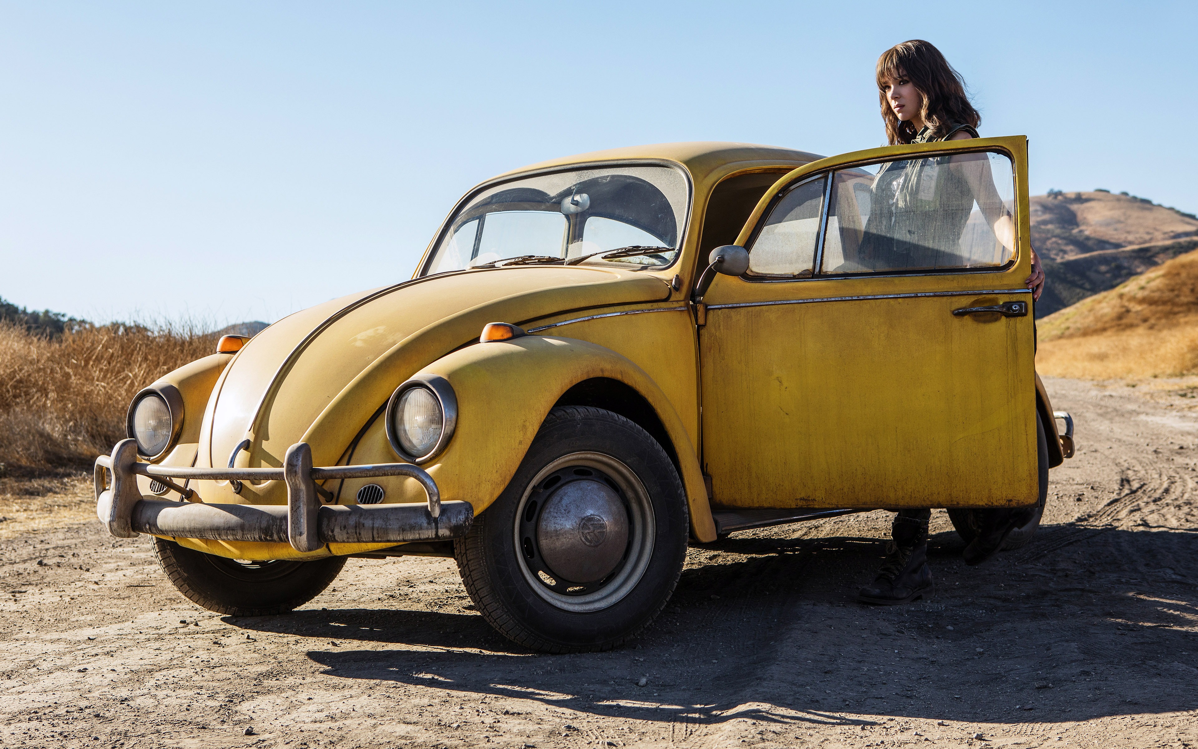 Bumblebee 2018 Movie Poster Wallpapers