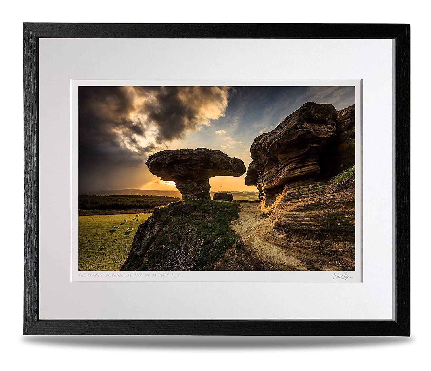 Bunnet Stane Wallpapers