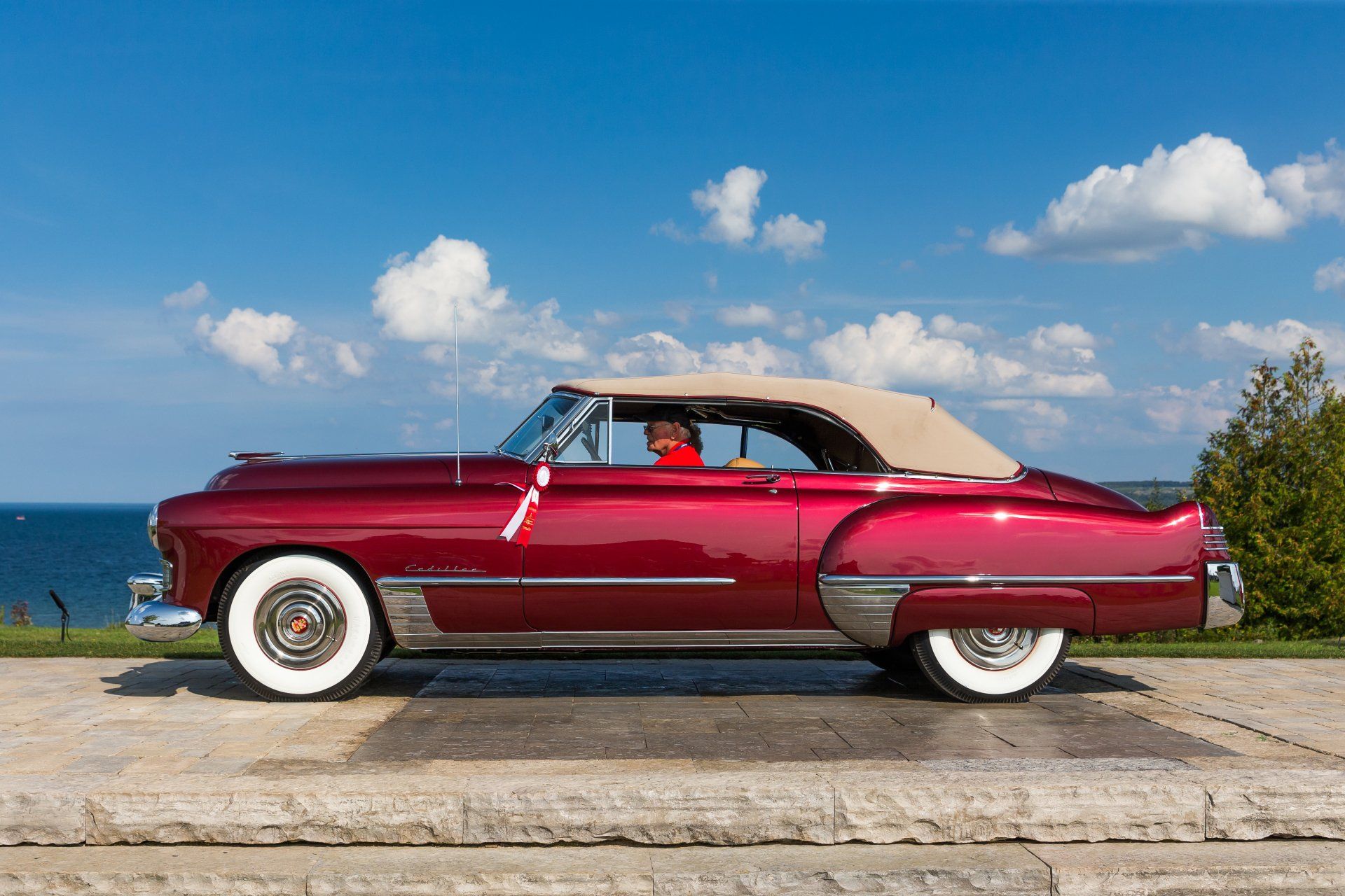 Cadillac 1949 Sixty-Two Convertible Wallpapers