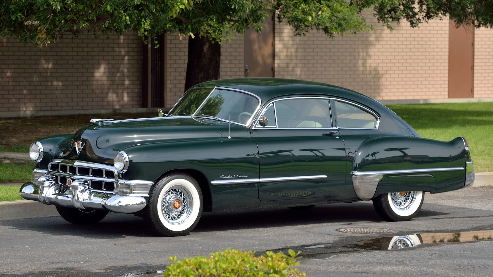 Cadillac 61 Coupe Wallpapers