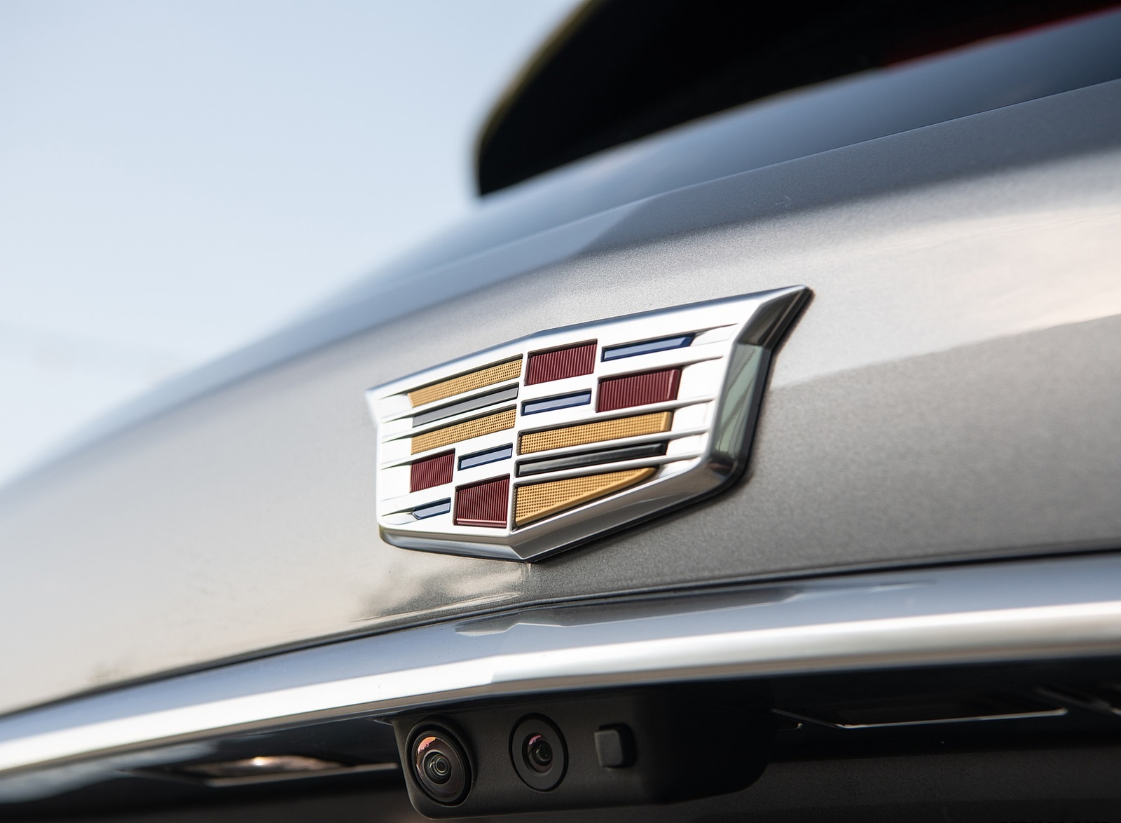 Cadillac Emblem Wallpapers