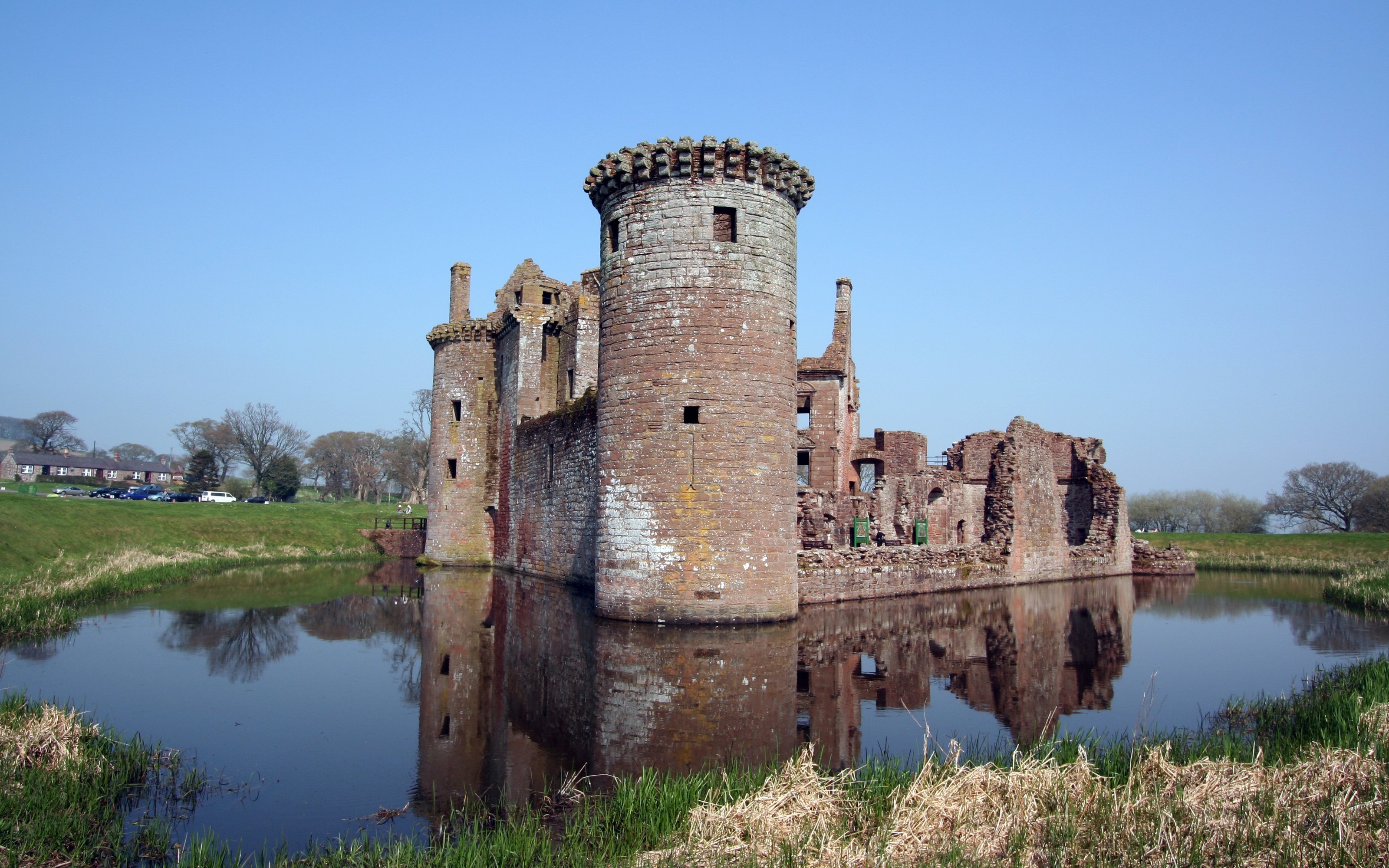 Caerlaverock Castle Wallpapers