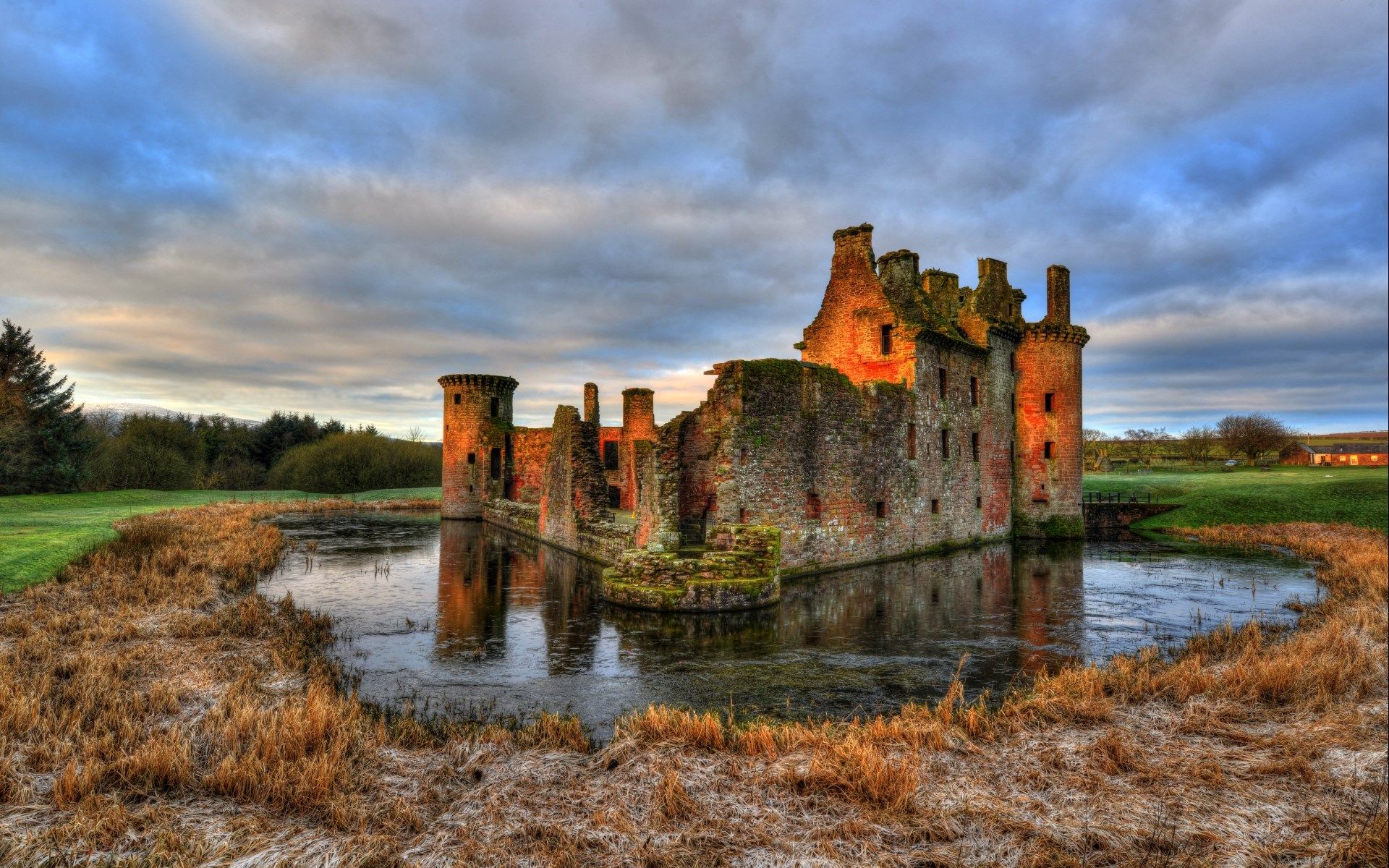 Caerlaverock Castle Wallpapers