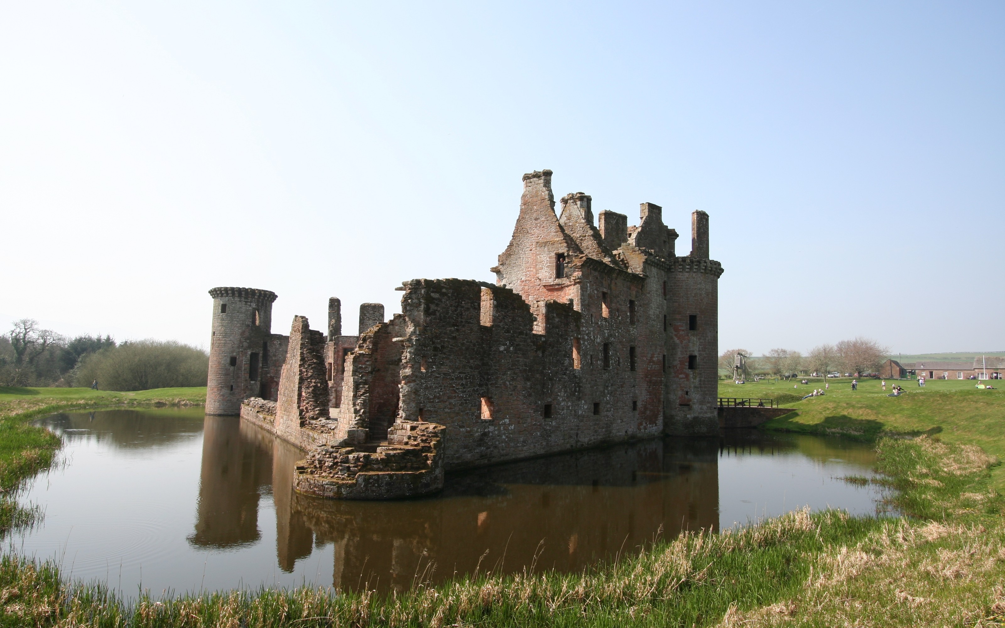 Caerlaverock Castle Wallpapers