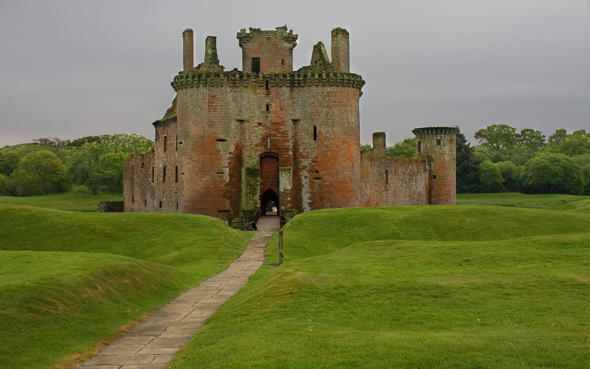 Caerlaverock Castle Wallpapers