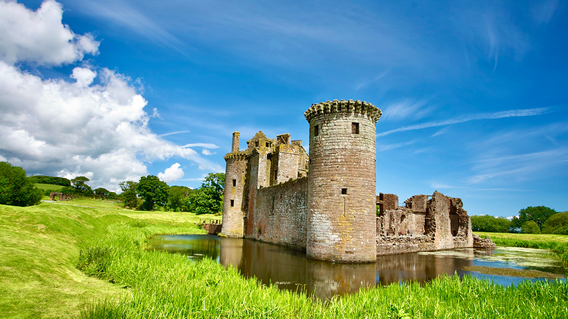 Caerlaverock Castle Wallpapers