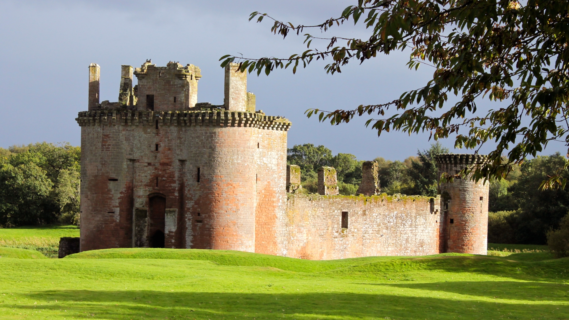 Caerlaverock Castle Wallpapers