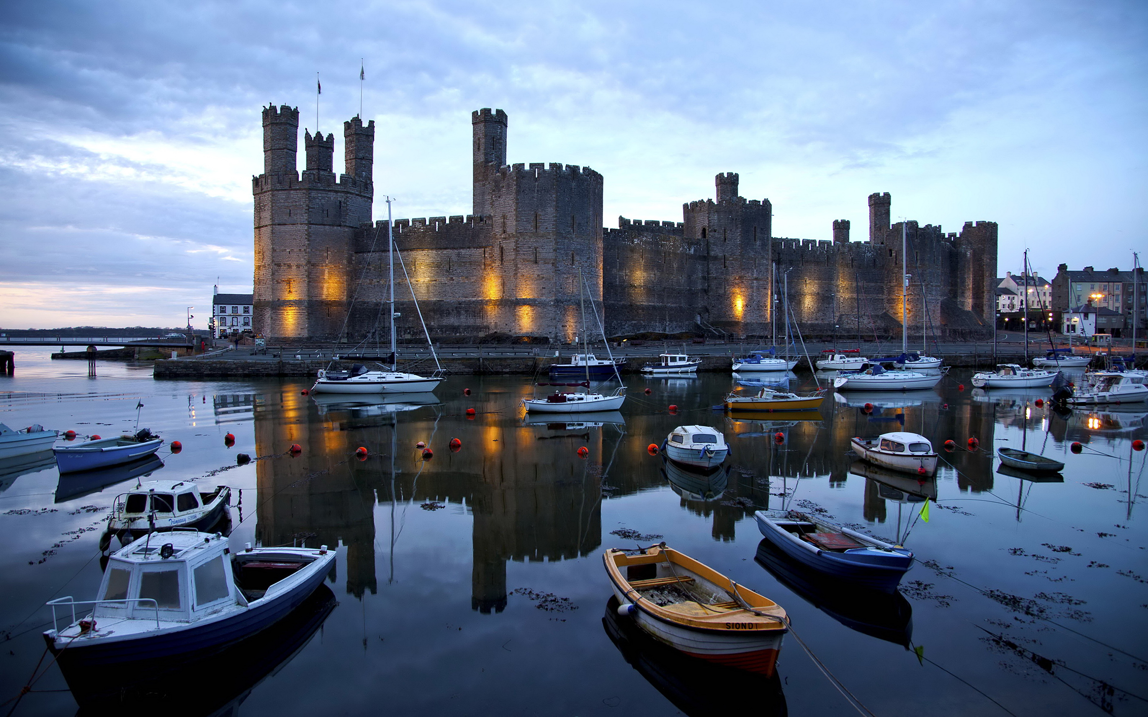 Caernarfon Castle Wallpapers