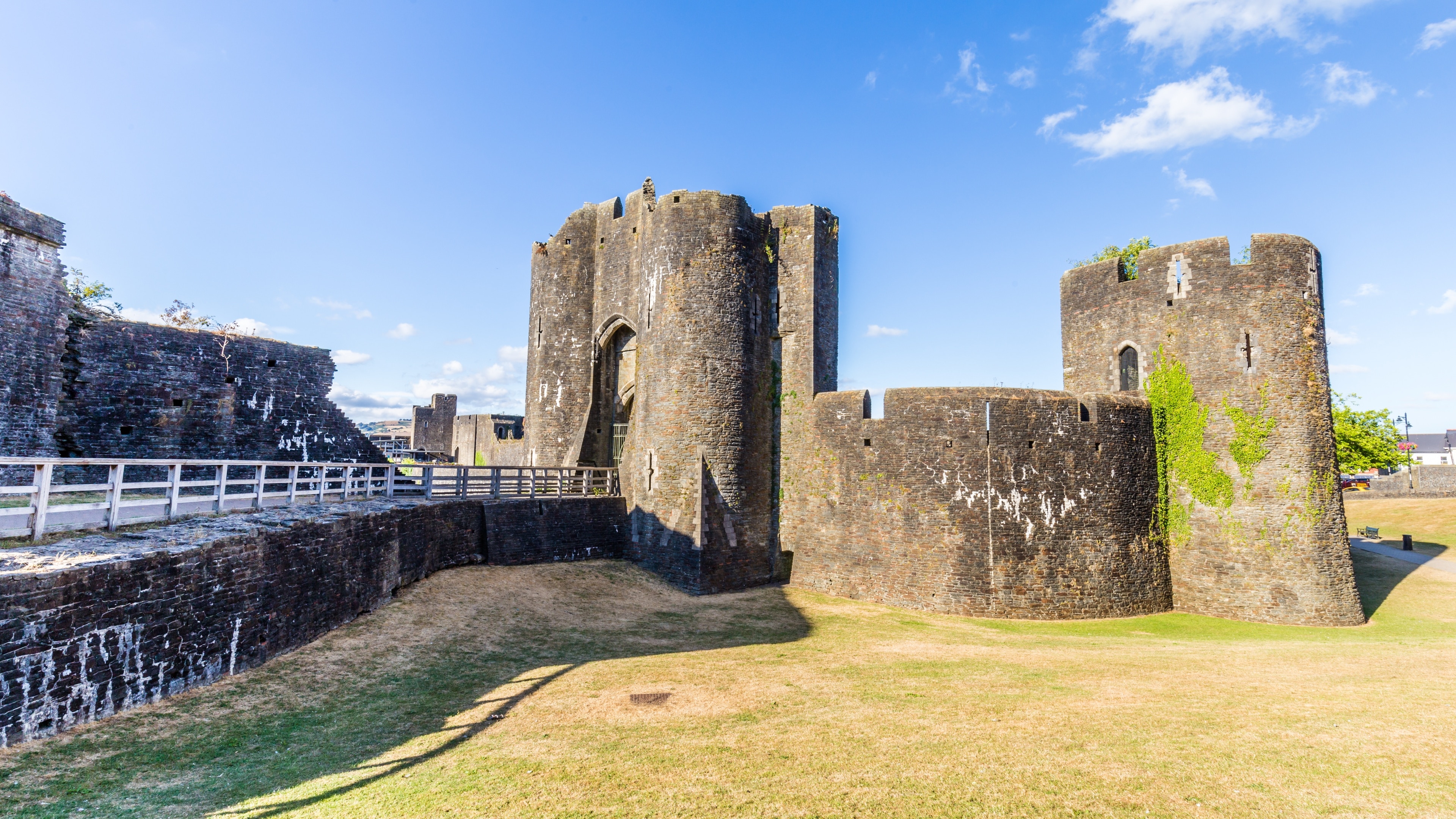 Caerphilly Castle Wallpapers