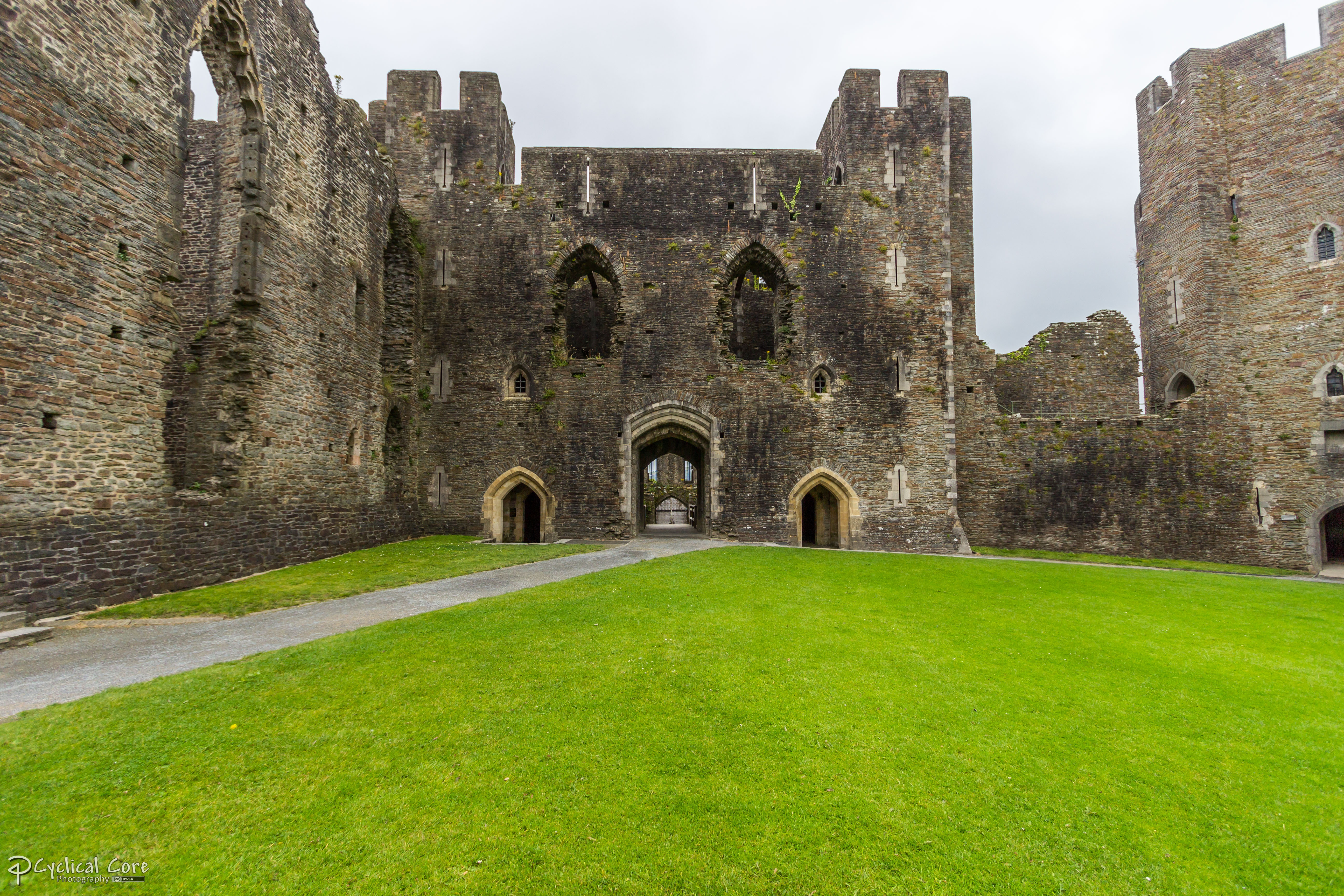 Caerphilly Castle Wallpapers