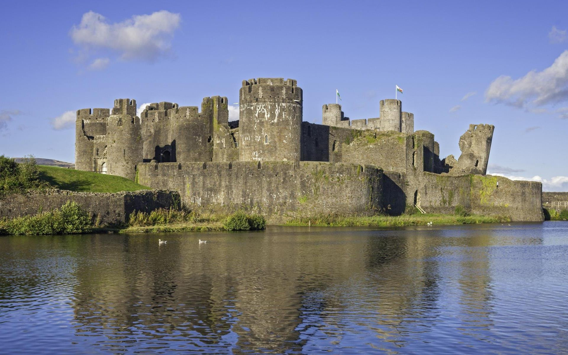 Caerphilly Castle Wallpapers