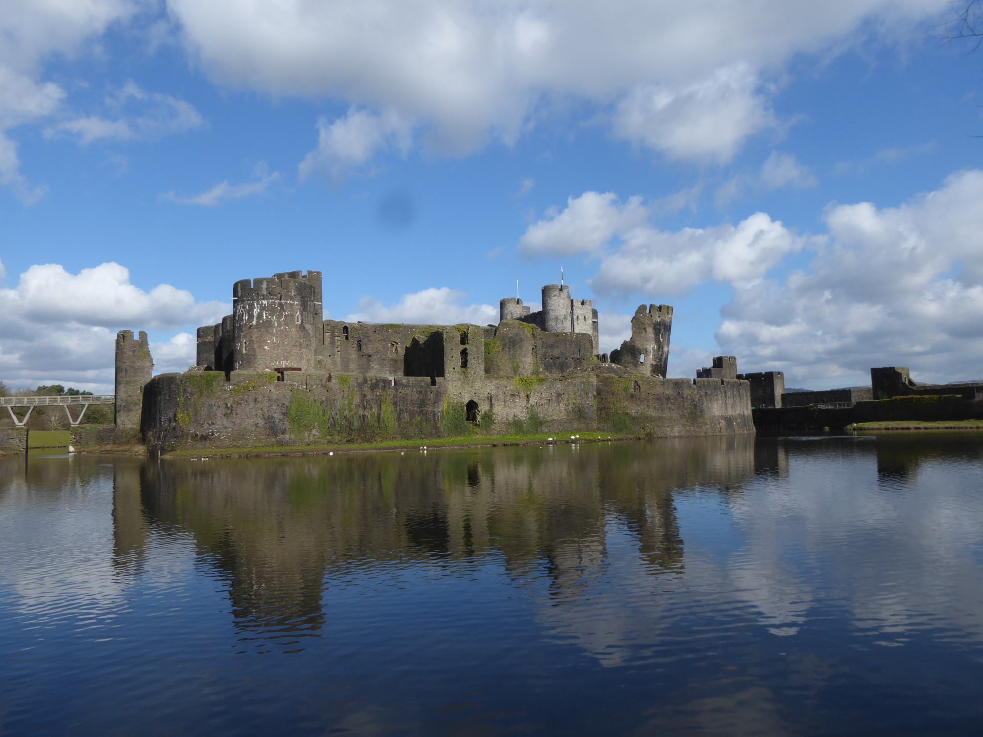 Caerphilly Castle Wallpapers