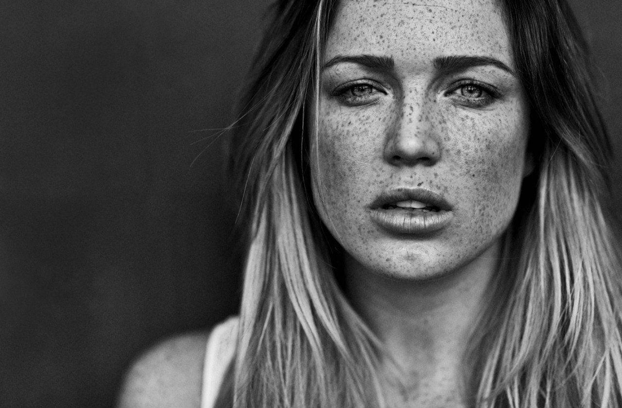 Caity Lotz Celebrities Wallpapers