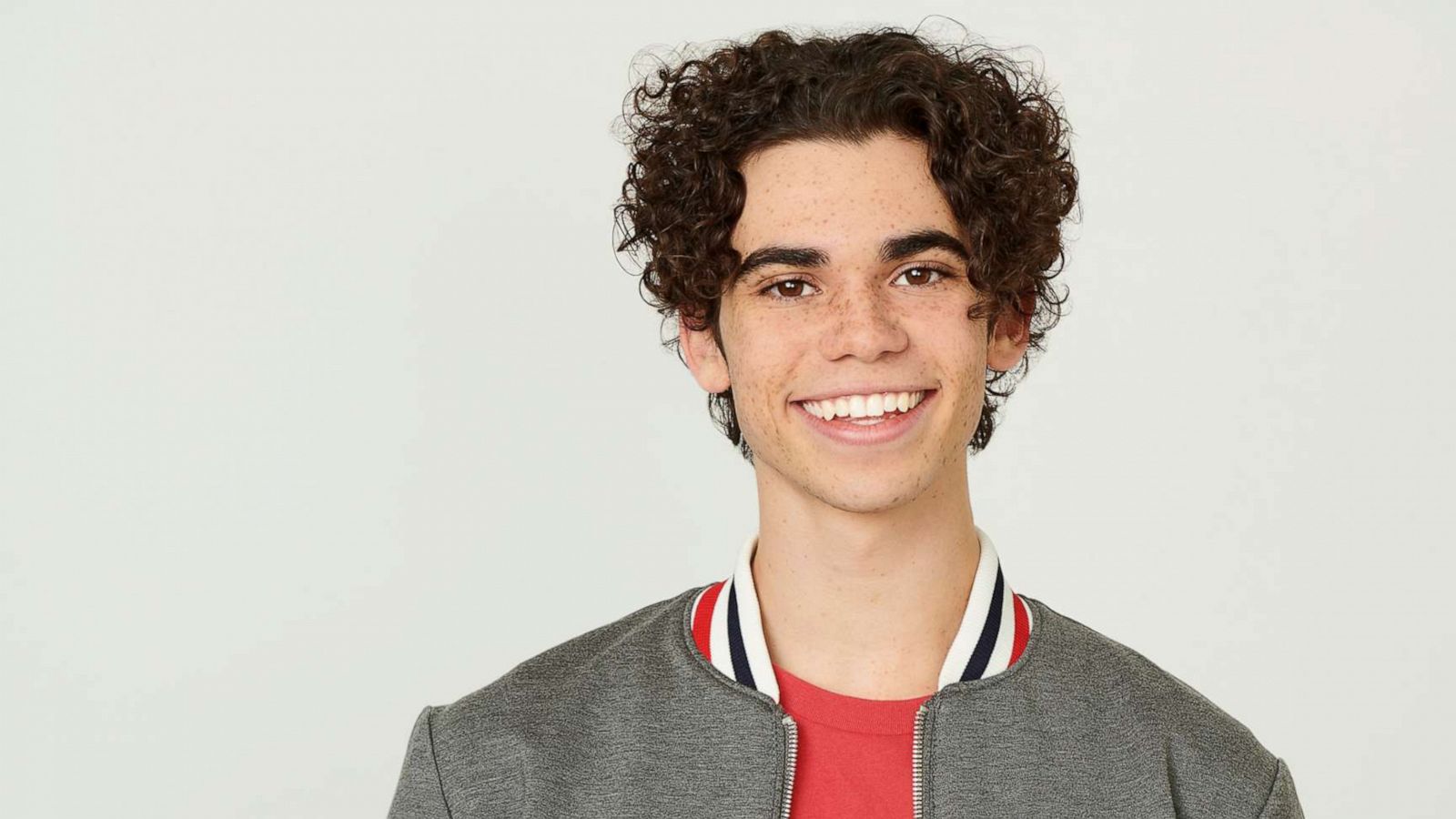 Cameron Boyce Wallpapers