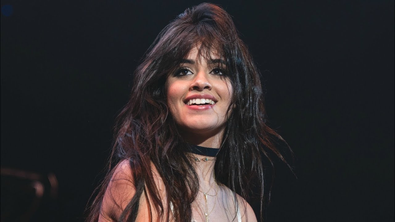 Camila Cabello Cute Wallpapers