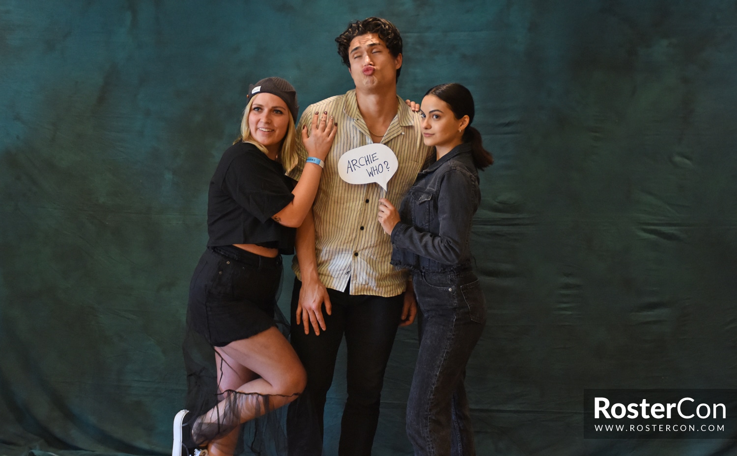 Camila Mendes Comic Con Wallpapers