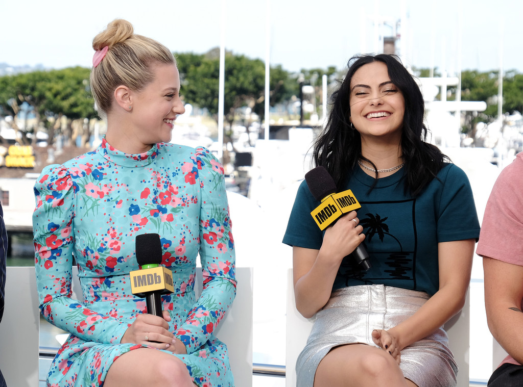 Camila Mendes Comic Con Wallpapers