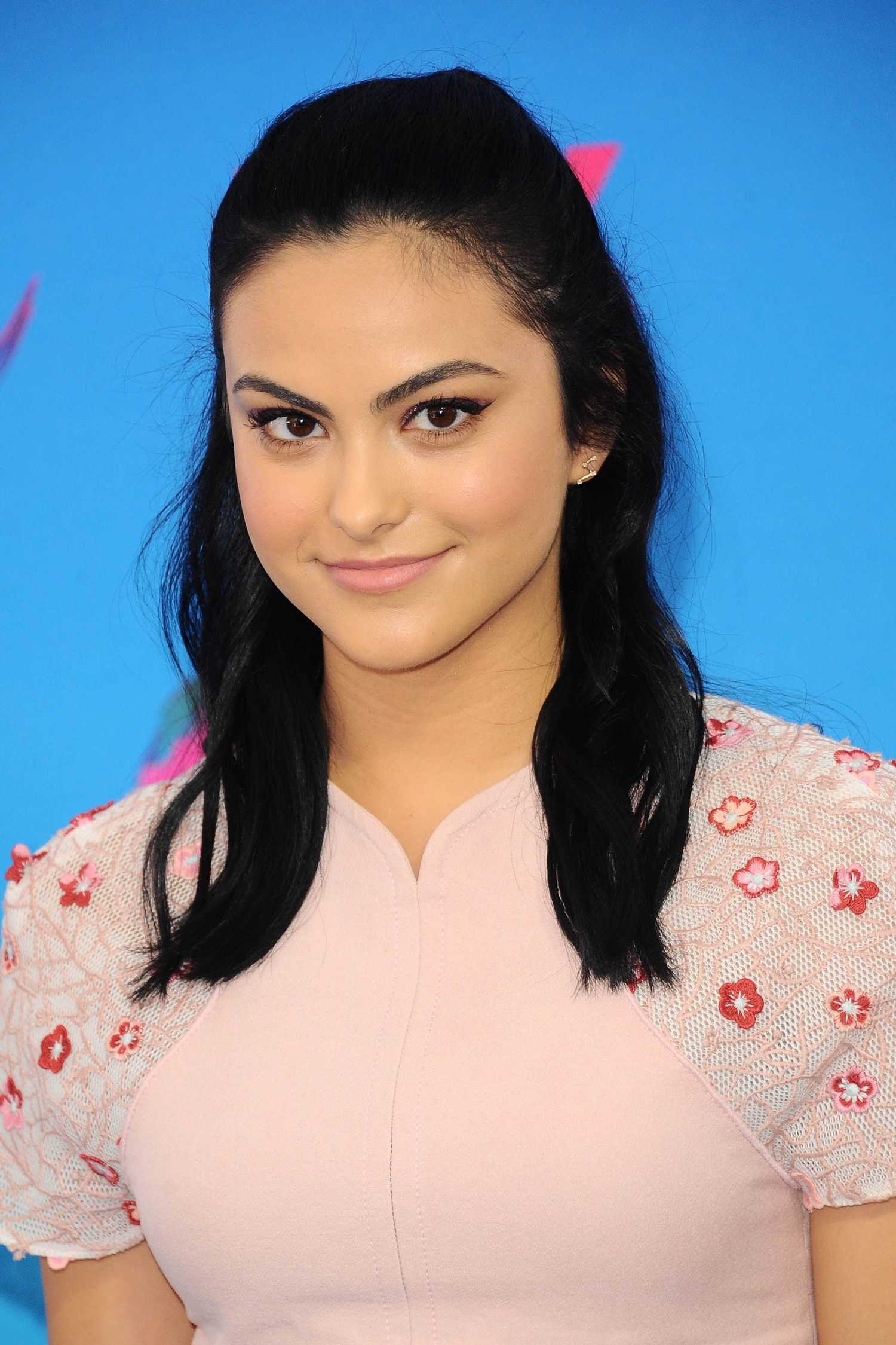 Camila Mendes Cute Portrait Wallpapers