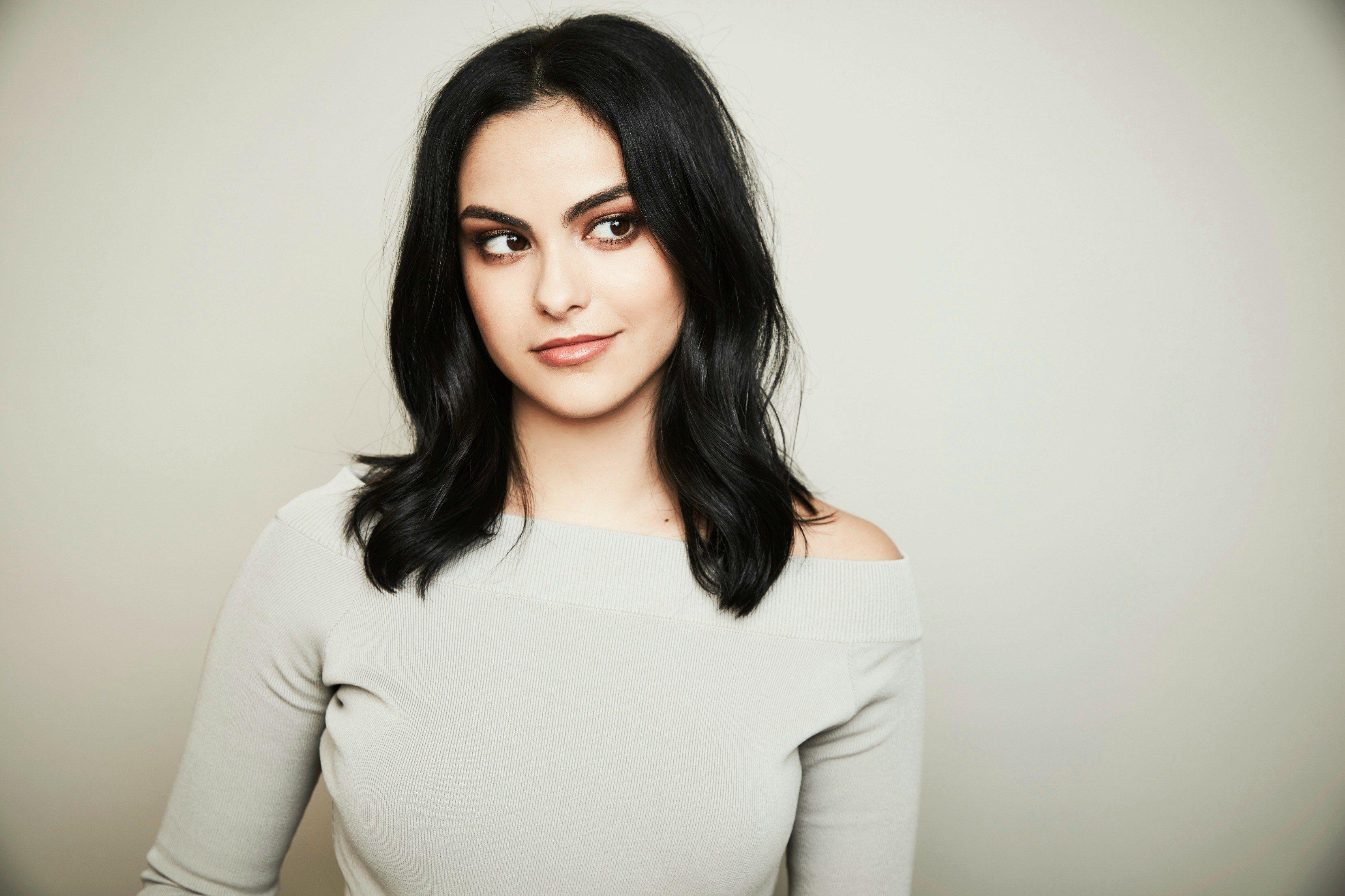 Camila Mendes Smiling Wallpapers