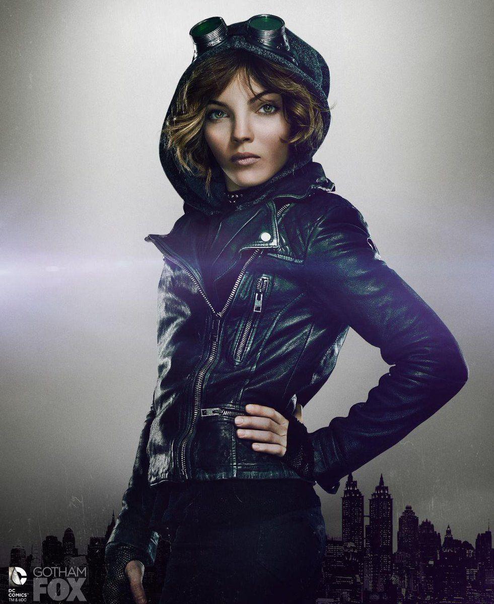 Camren Bicondova 2017 Wallpapers