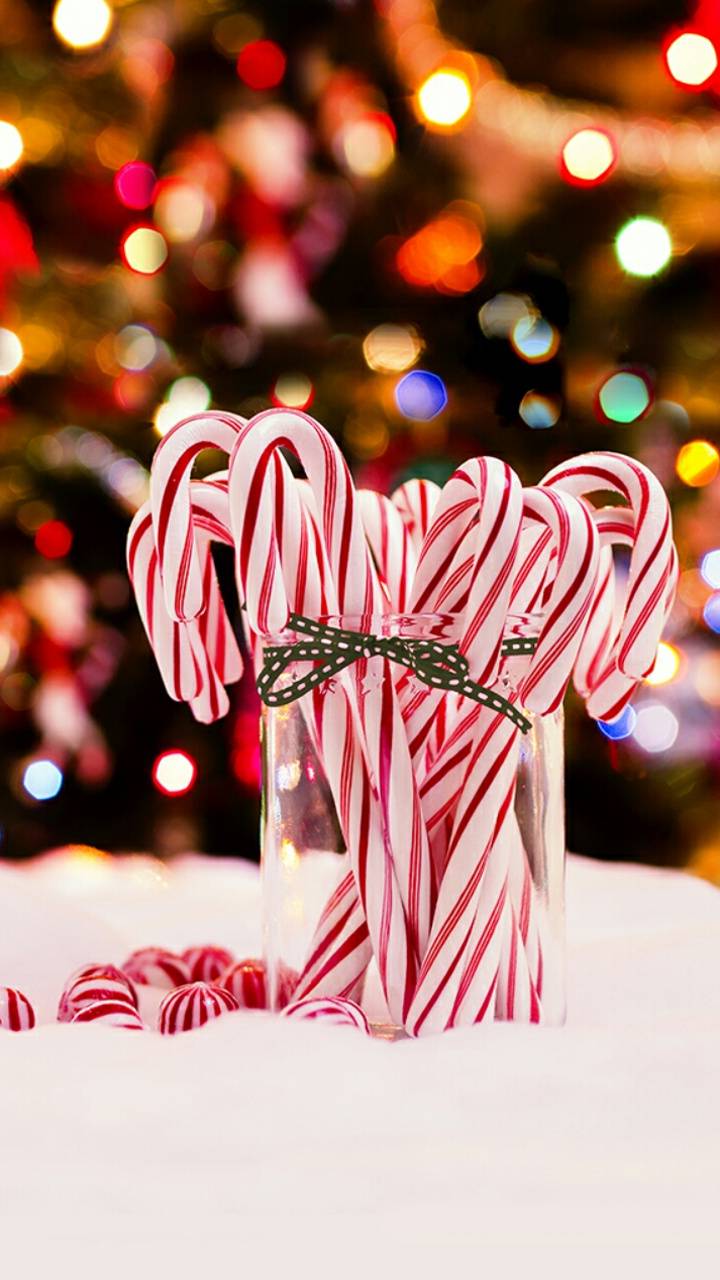 Candy Cane Aesthetic Wallpapers