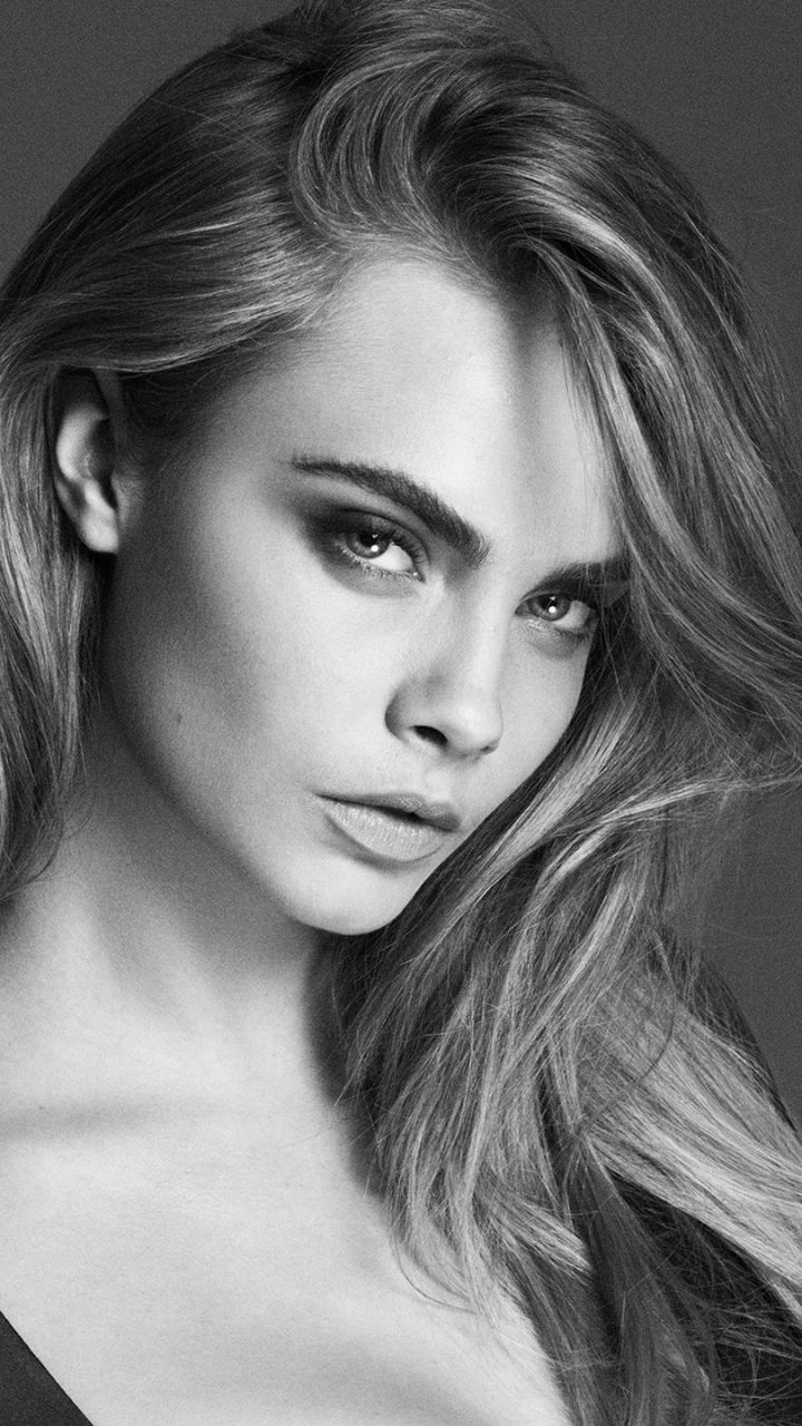 Cara Delevingne English Wallpapers