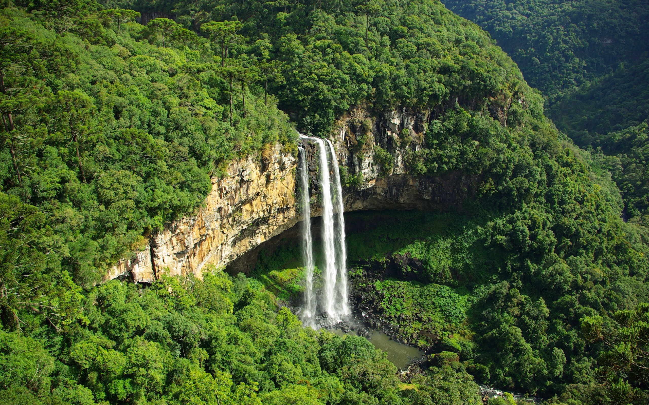 Caracol Falls Wallpapers