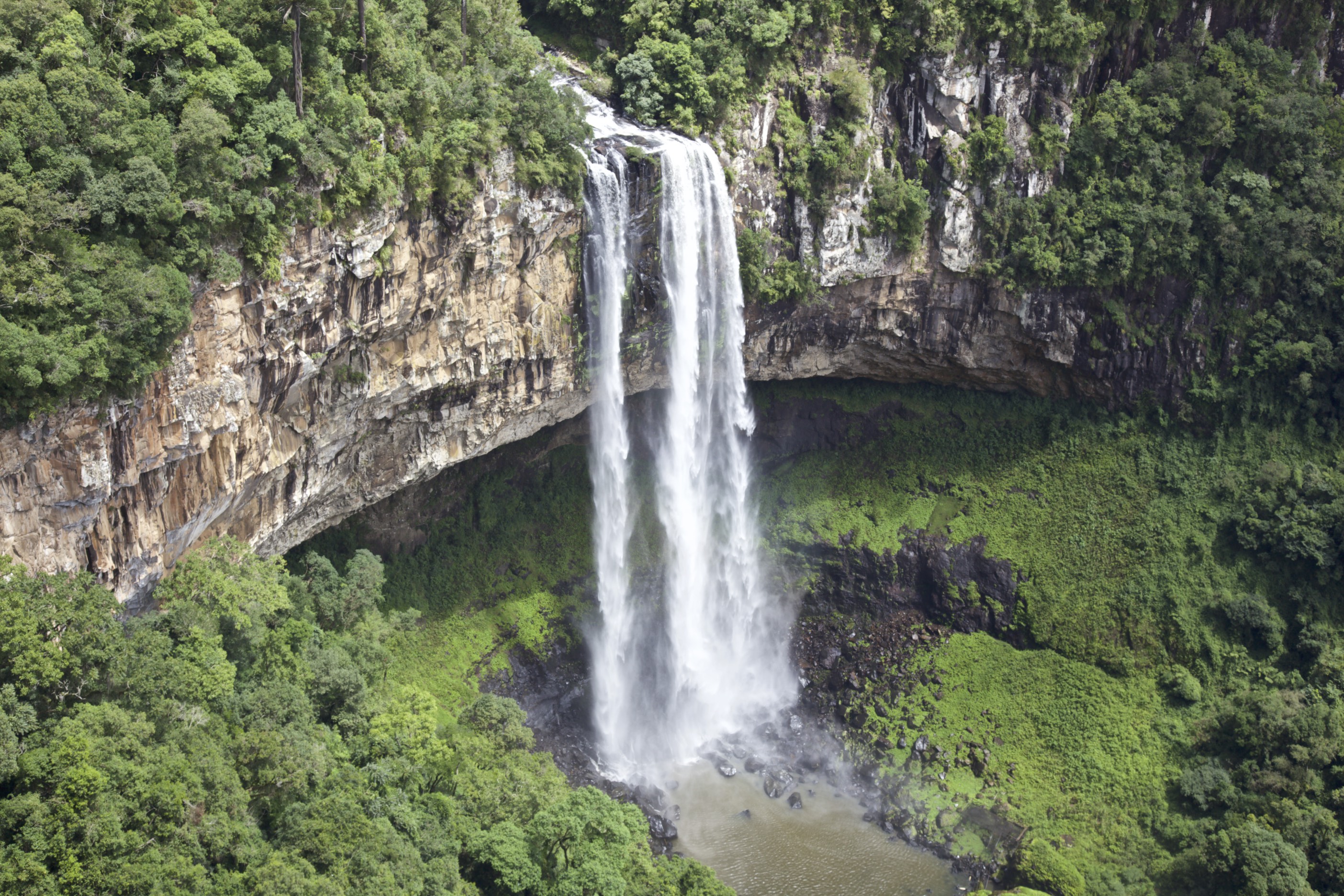 Caracol Falls Wallpapers