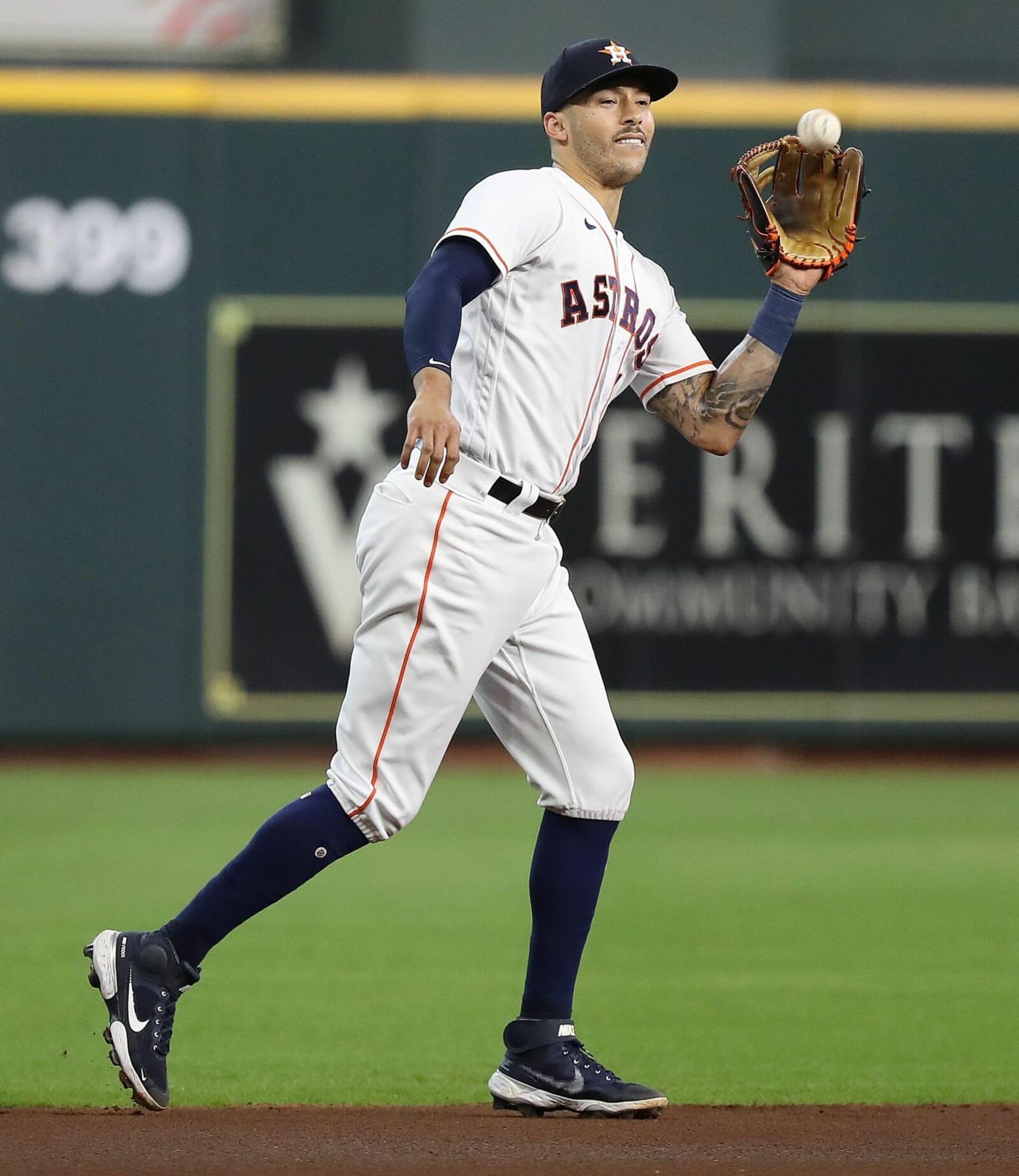 Carlos Correa Wallpapers