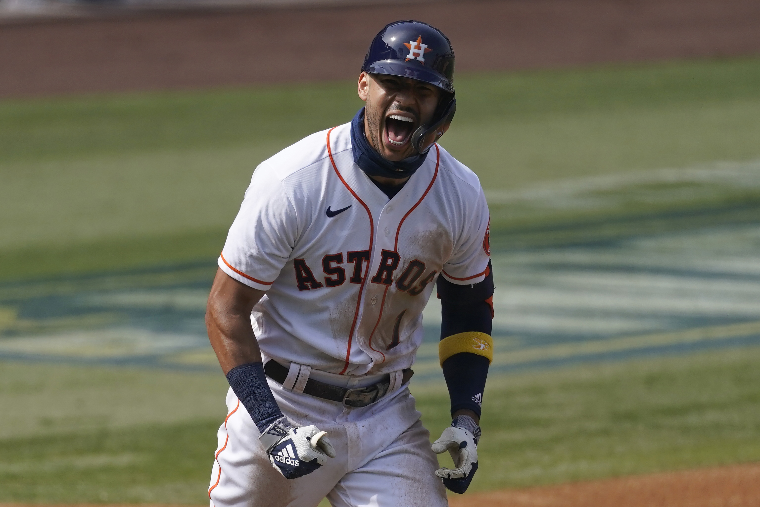 Carlos Correa Wallpapers