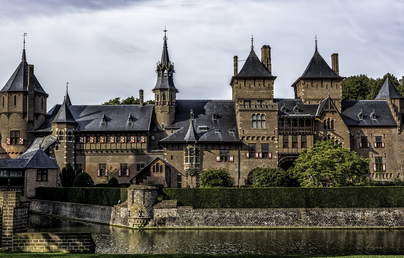 Castle De Haar Wallpapers