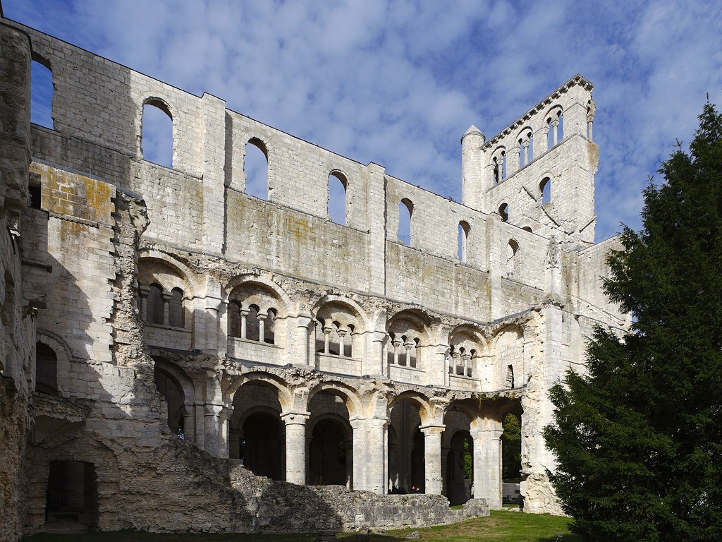 Castle Of Saint-Pierre Wallpapers