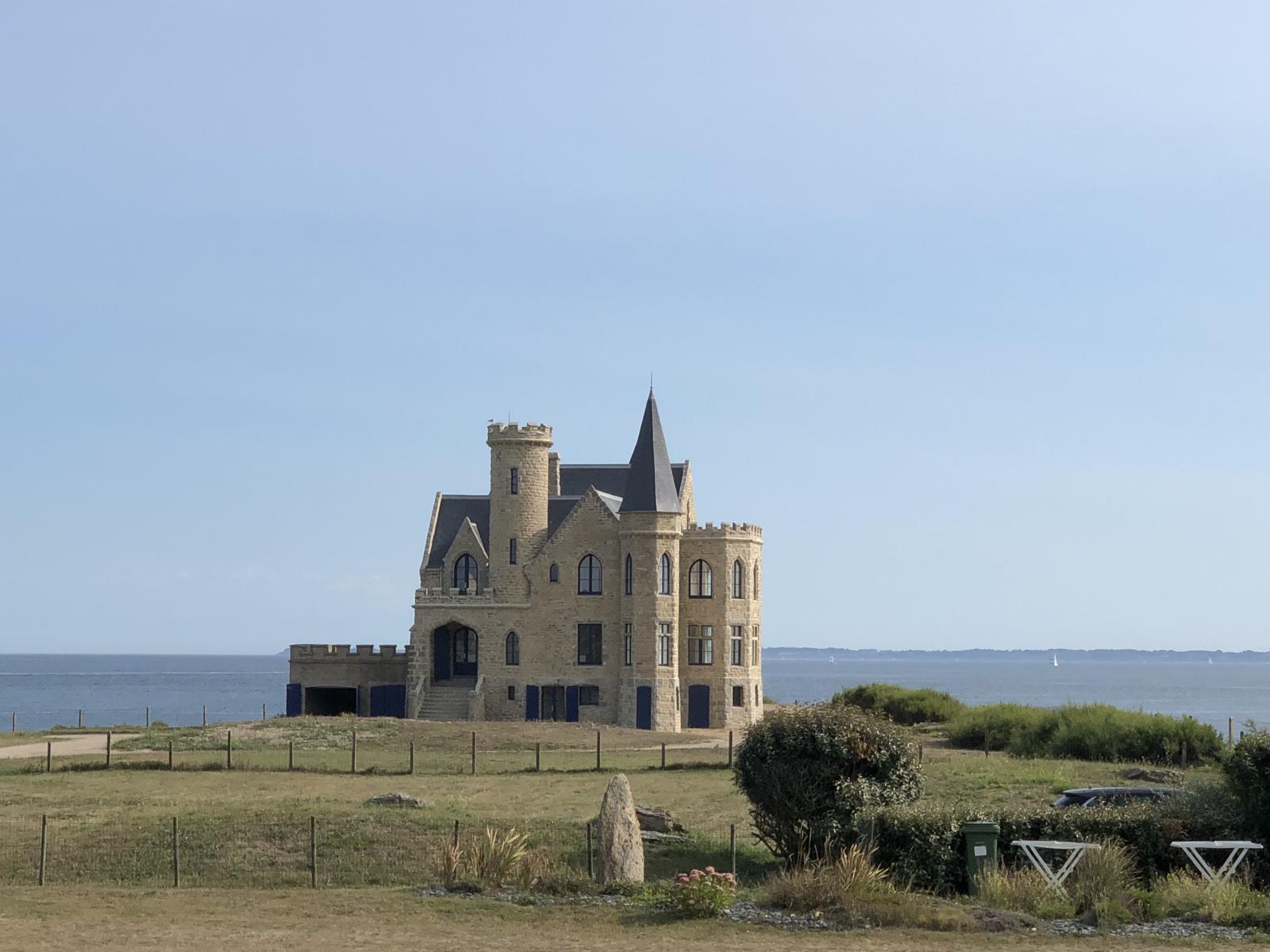 Castle Of Saint-Pierre Wallpapers