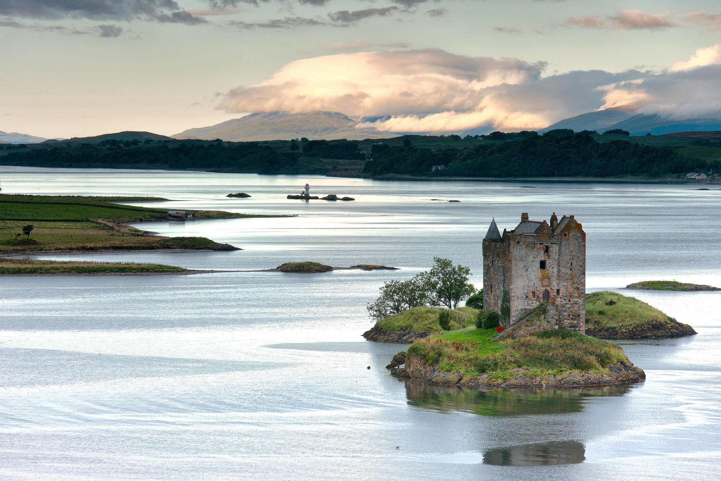 Castle Stalker Wallpapers