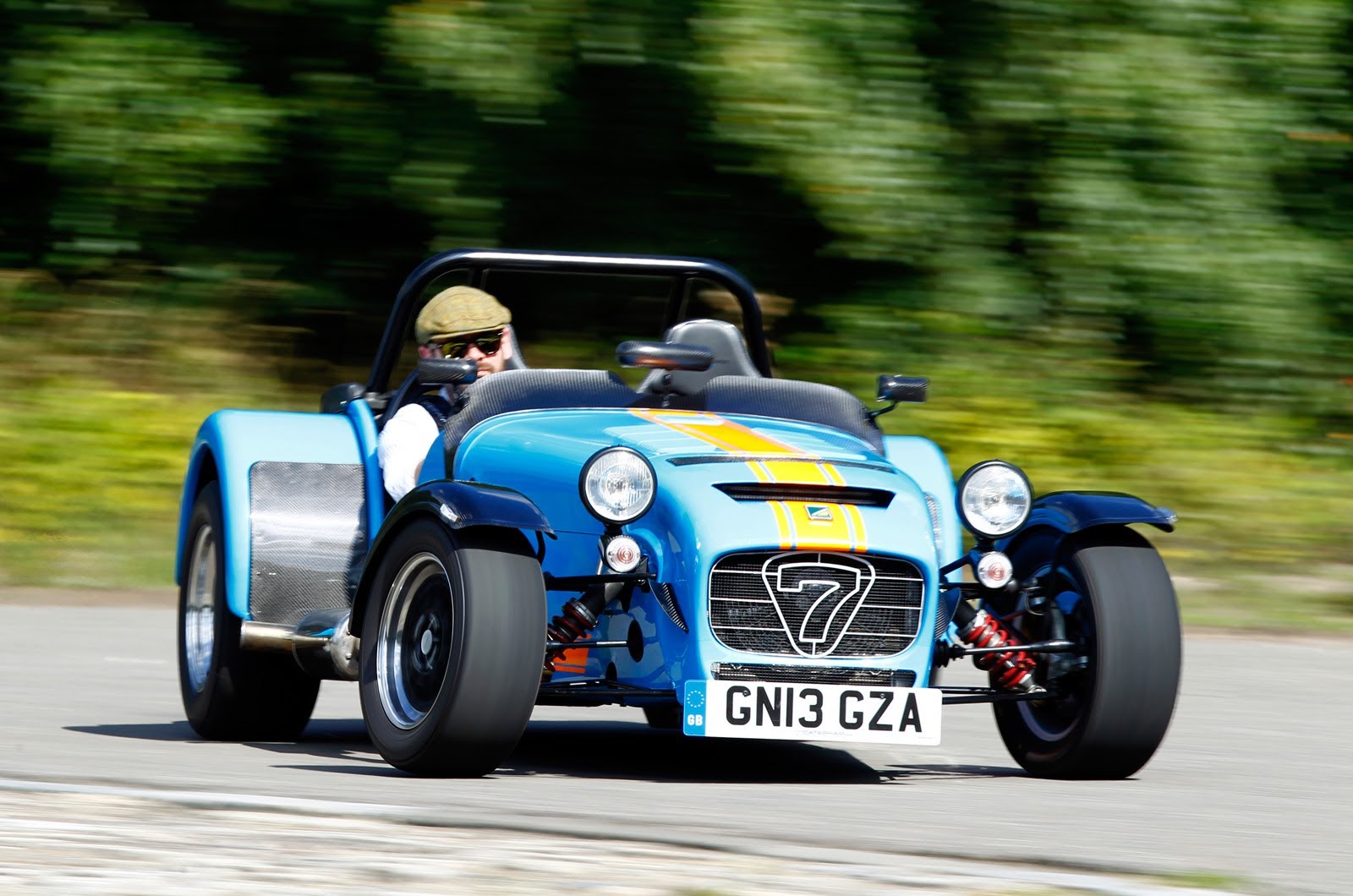 Caterham Seven 620 R Wallpapers