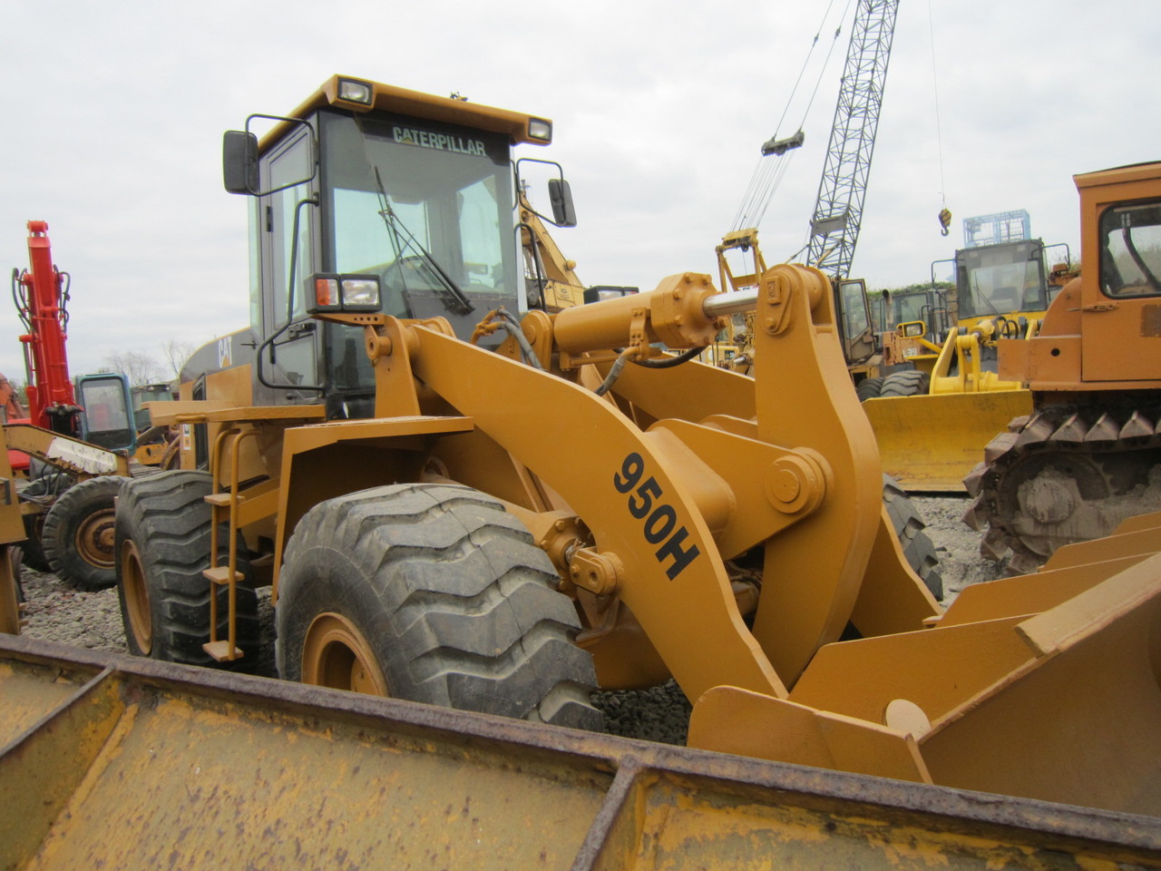 Caterpillar 835 Soil Compactor Wallpapers