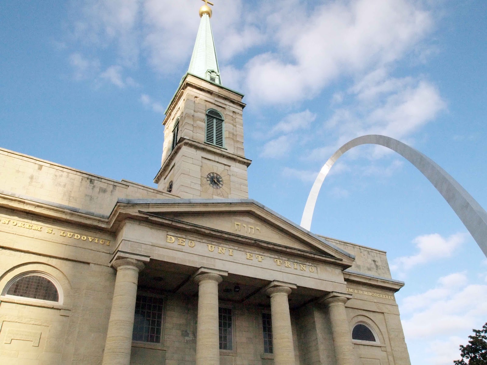 Cathedral Basilica Of Saint Louis Wallpapers