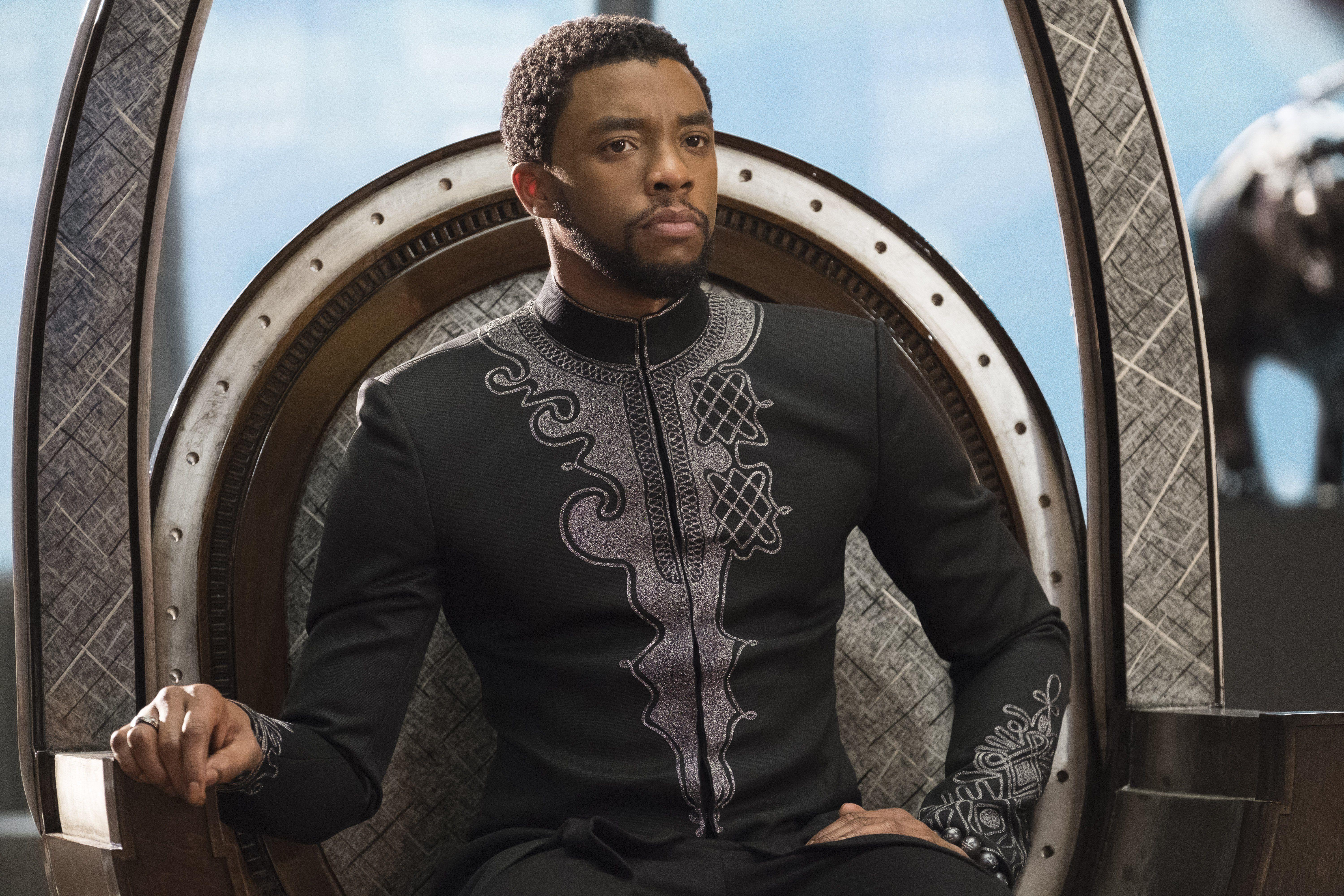 Chadwick Boseman In Black Panther Wallpapers