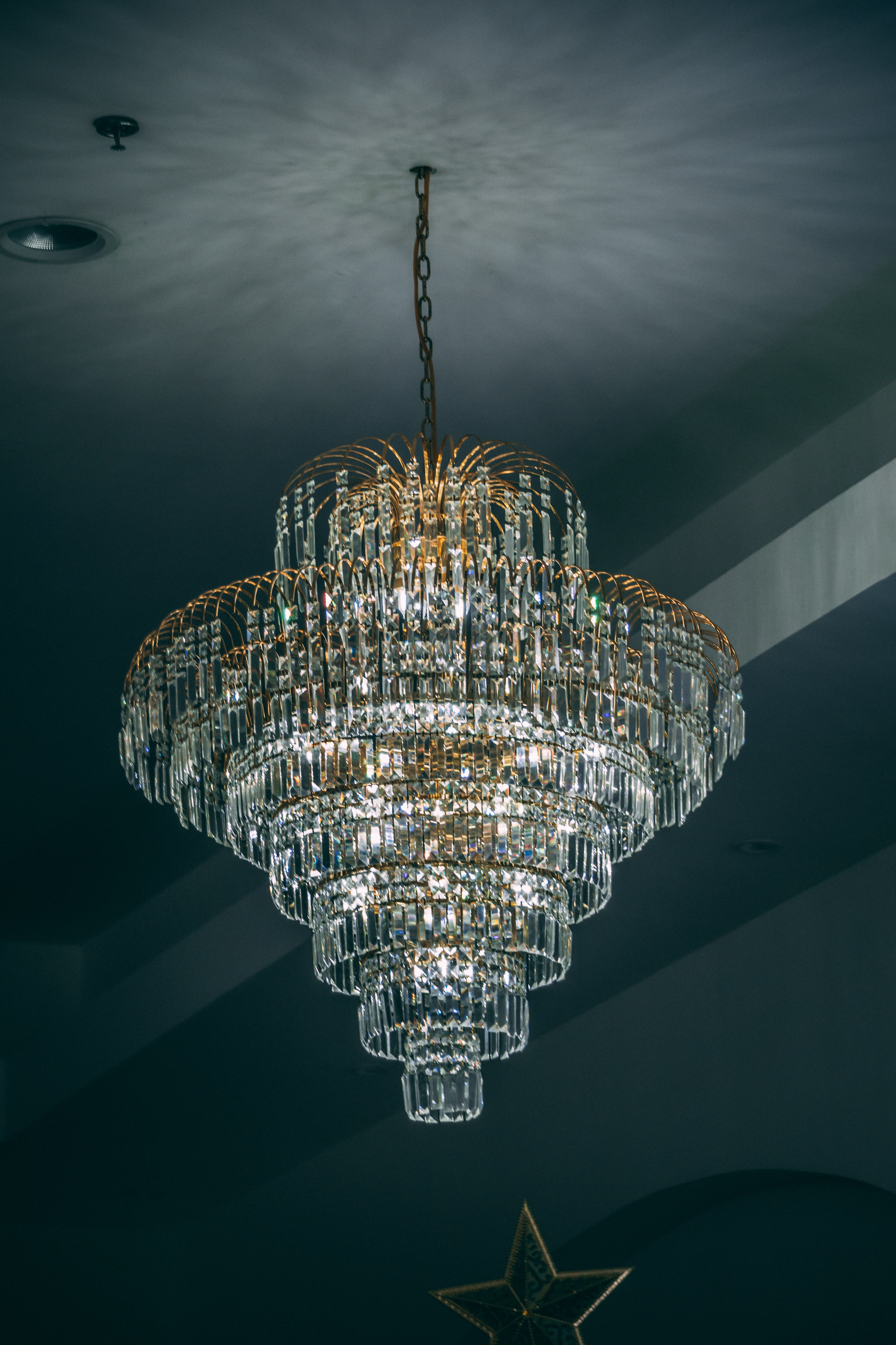 Chandelier Wallpapers