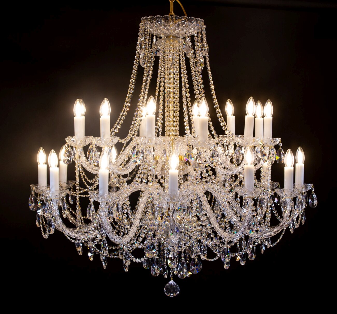 Chandelier Wallpapers