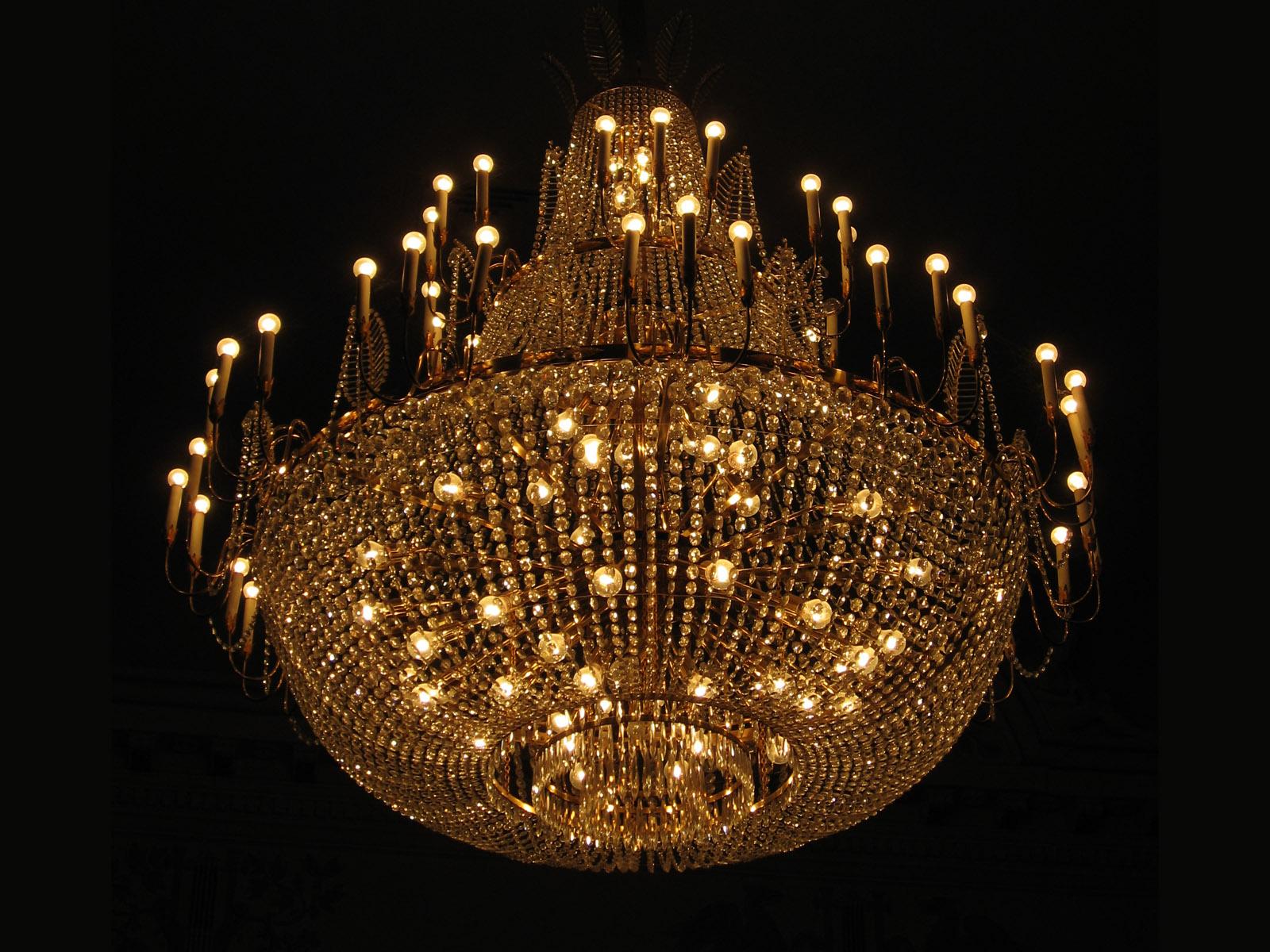 Chandelier Wallpapers