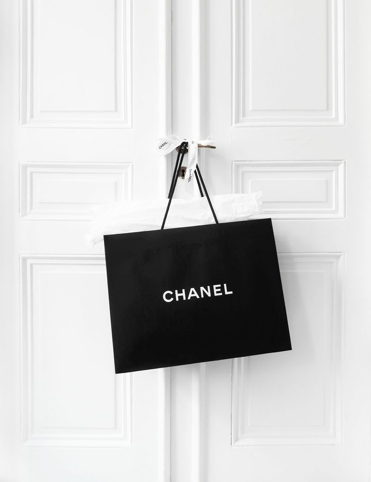 Chanel Aesthetic Wallpapers