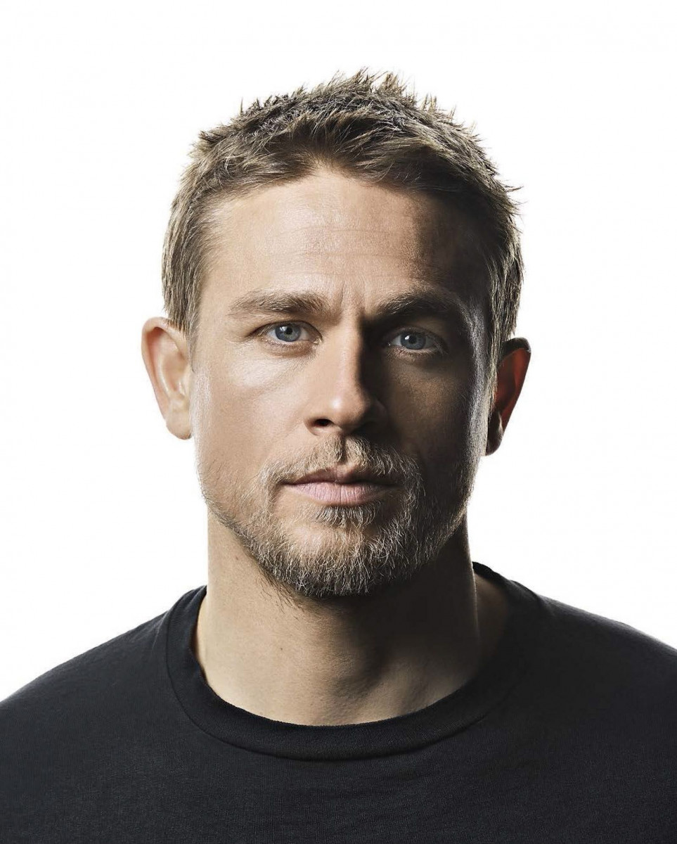 Charlie Hunnam Wallpapers