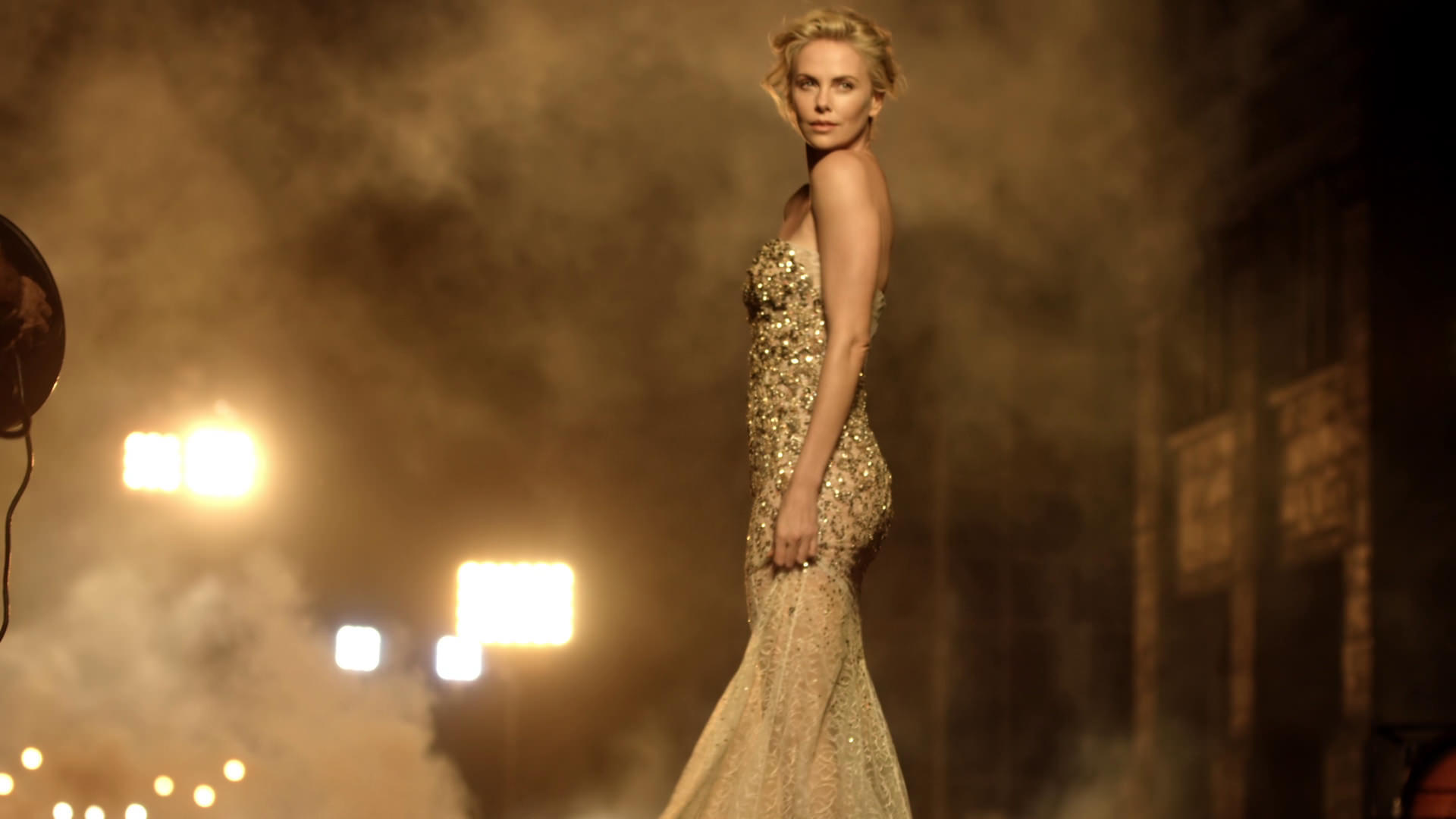 Charlize Theron Dior Wallpapers