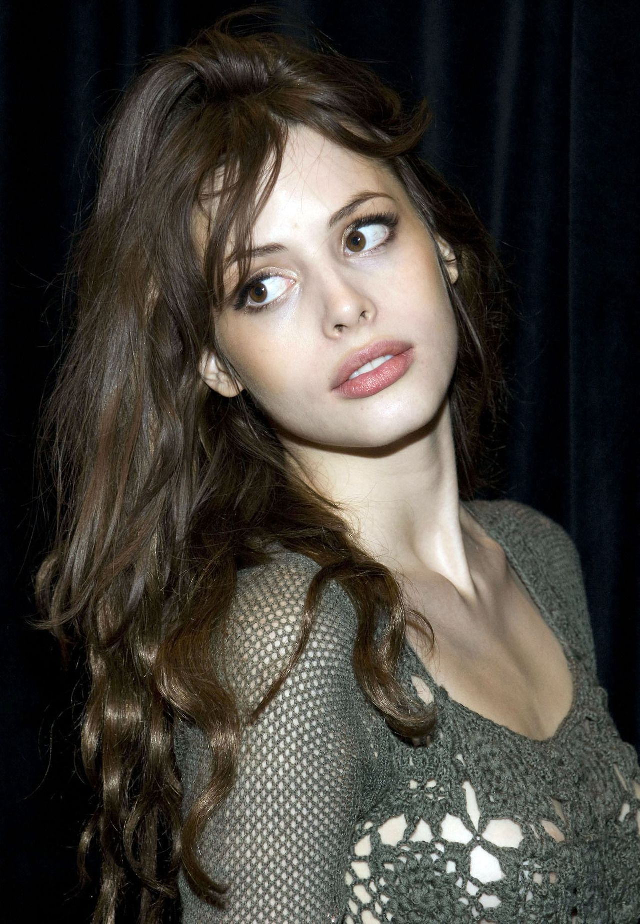 Charlotte Kemp Muhl Wallpapers