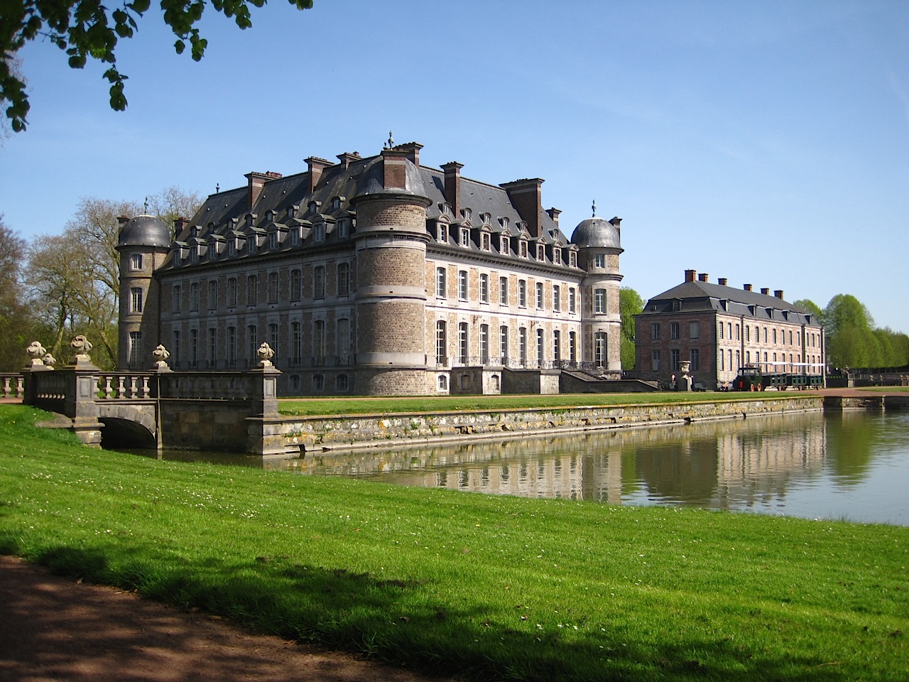 Chateau De Beloeil Wallpapers