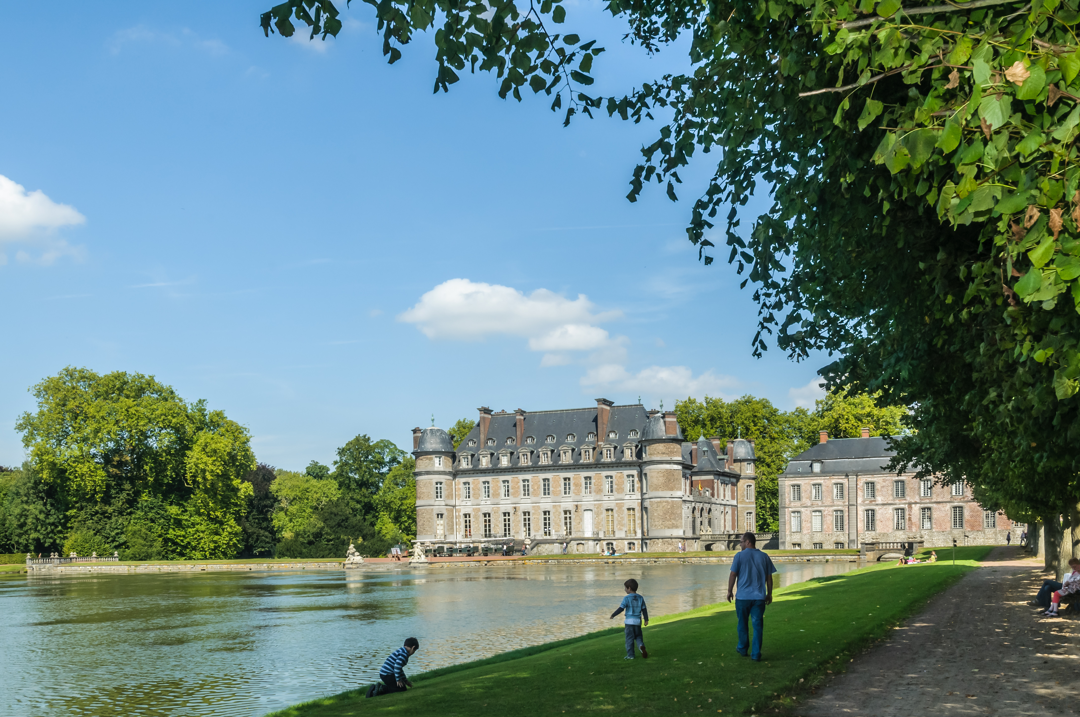 Chateau De Beloeil Wallpapers