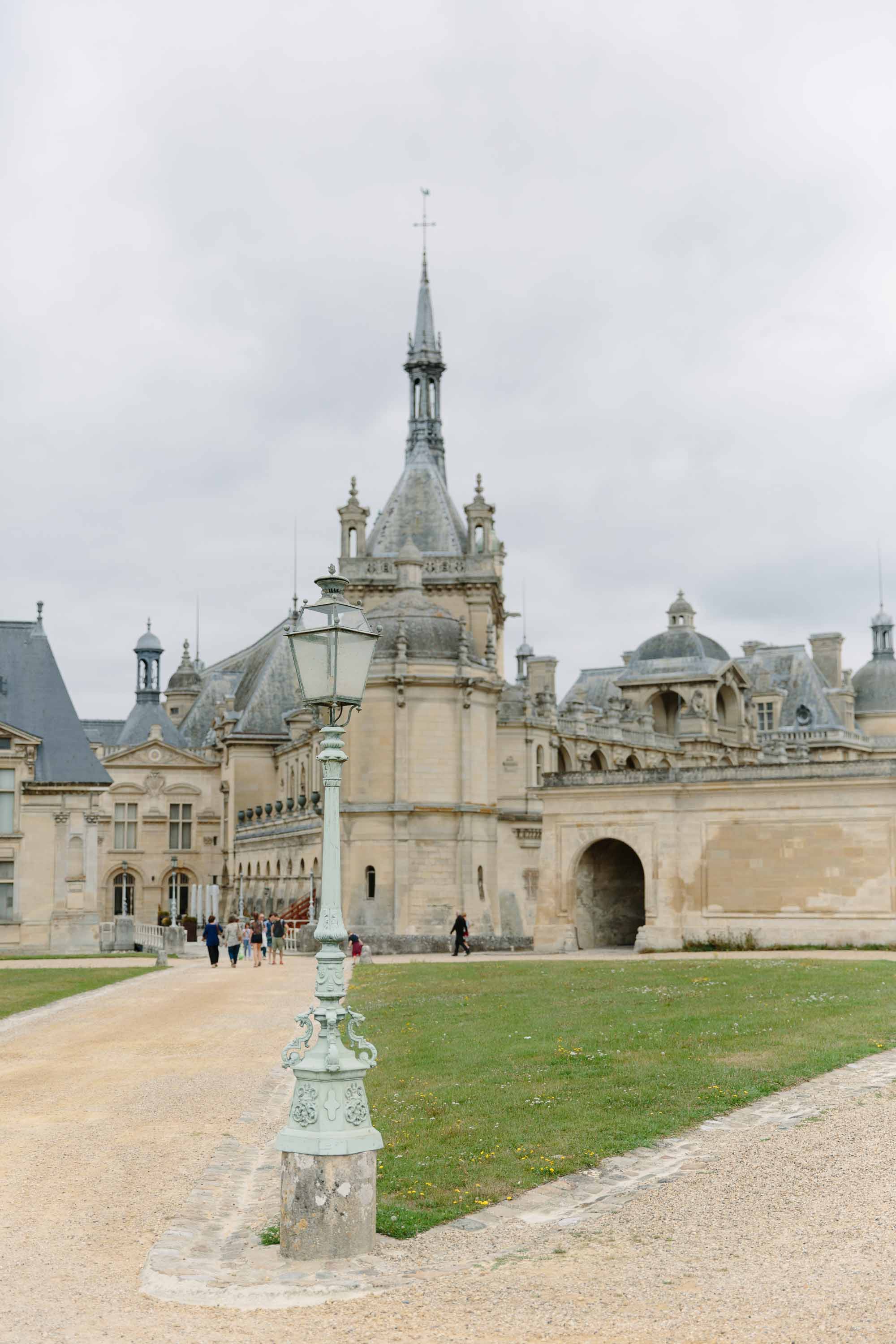 Chateau De Chantilly Wallpapers