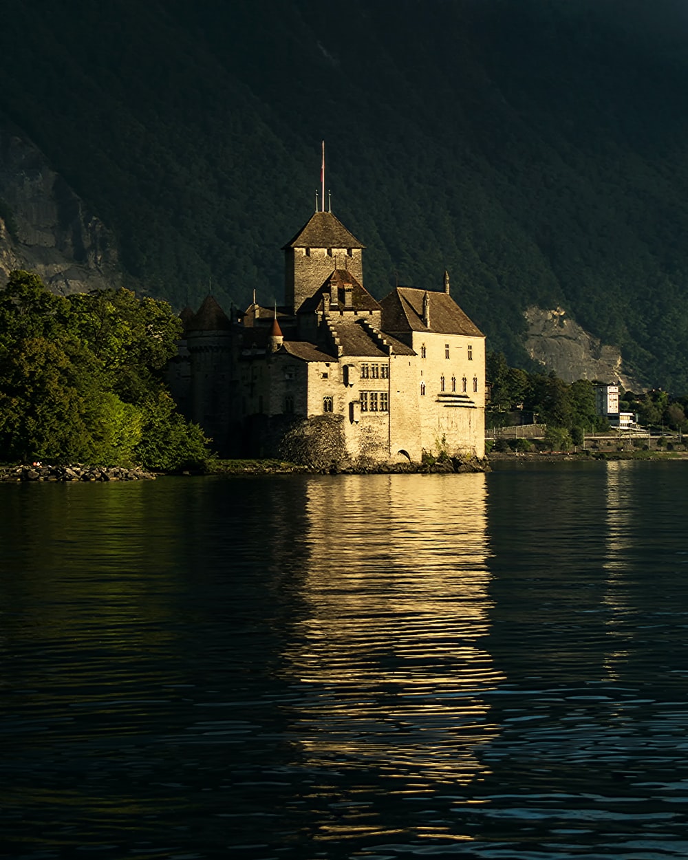 Chateau De Chillon Wallpapers