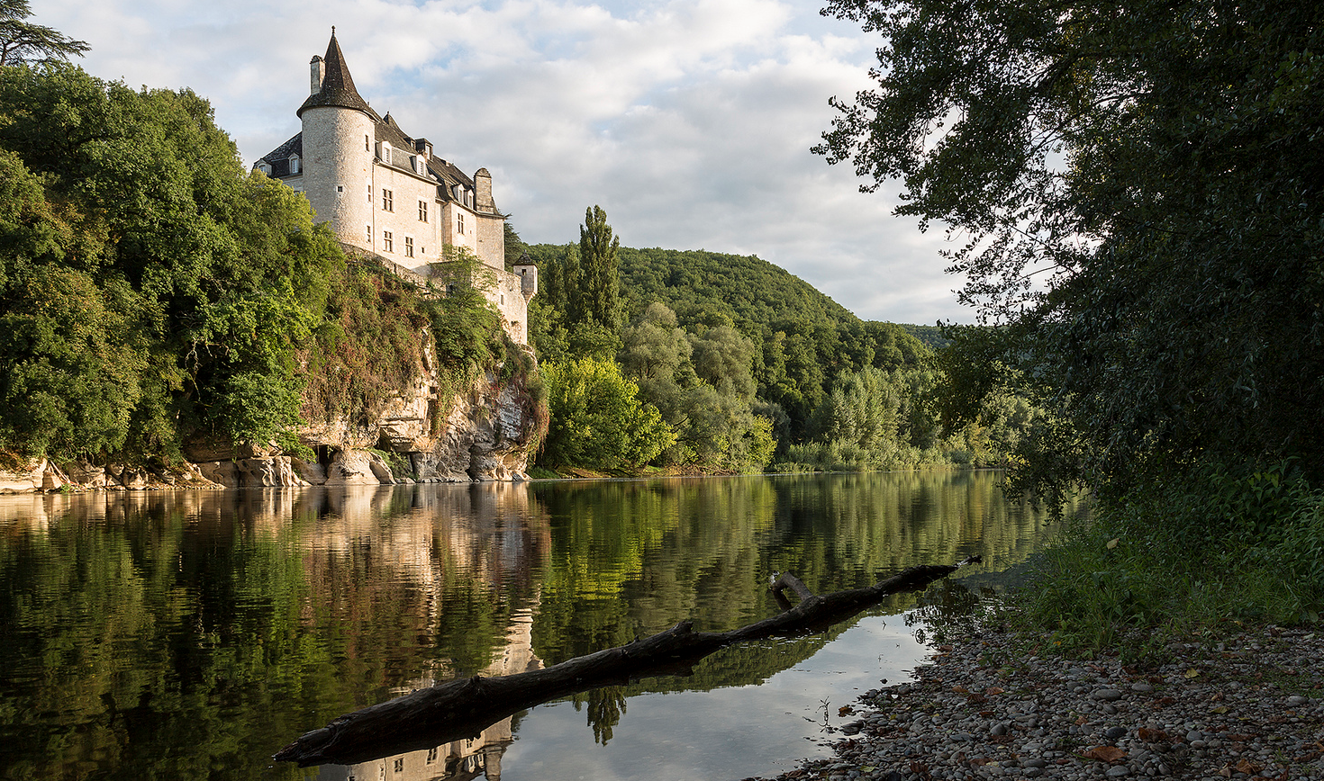 Chateau De La Treyne Wallpapers